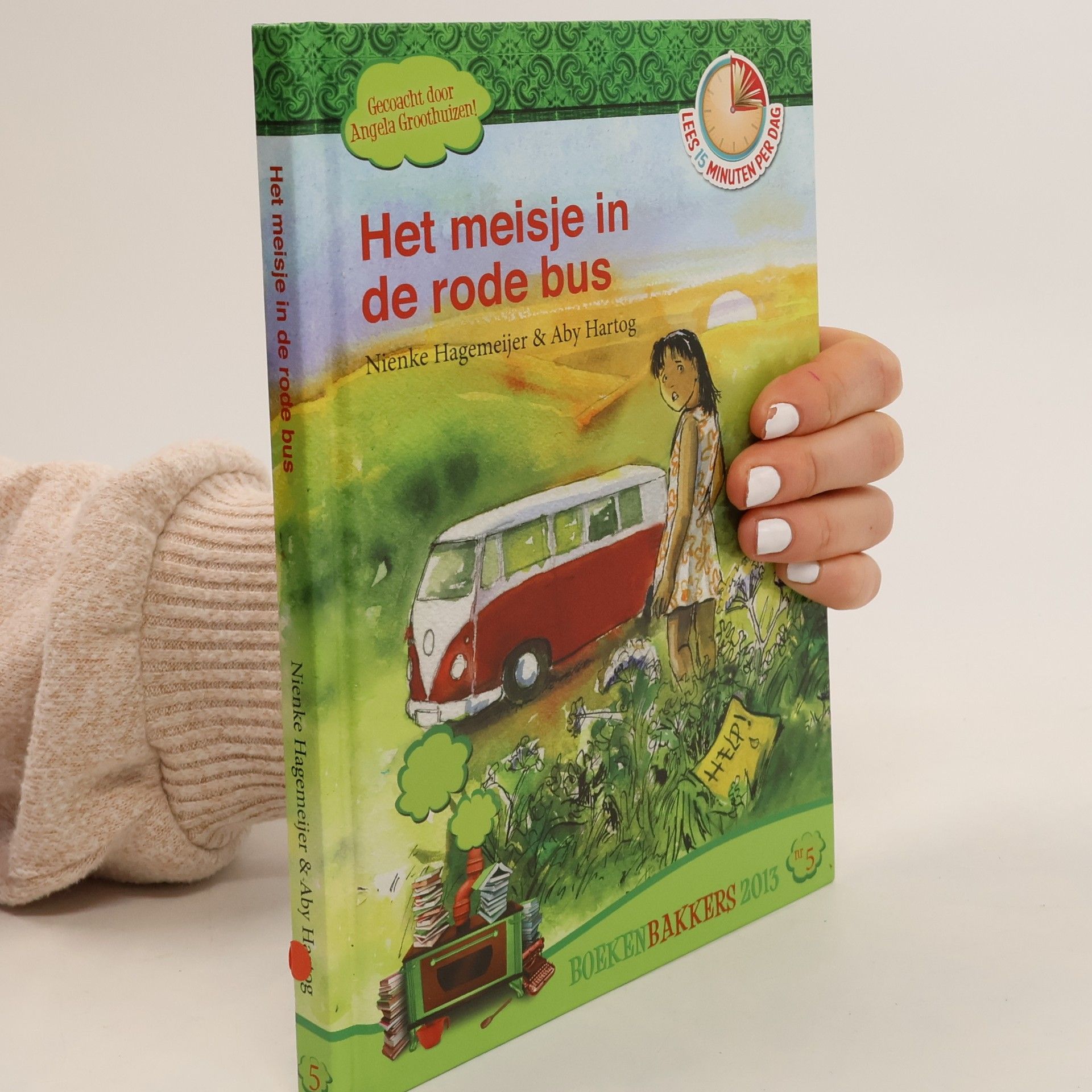 Het meisje in de rode bus