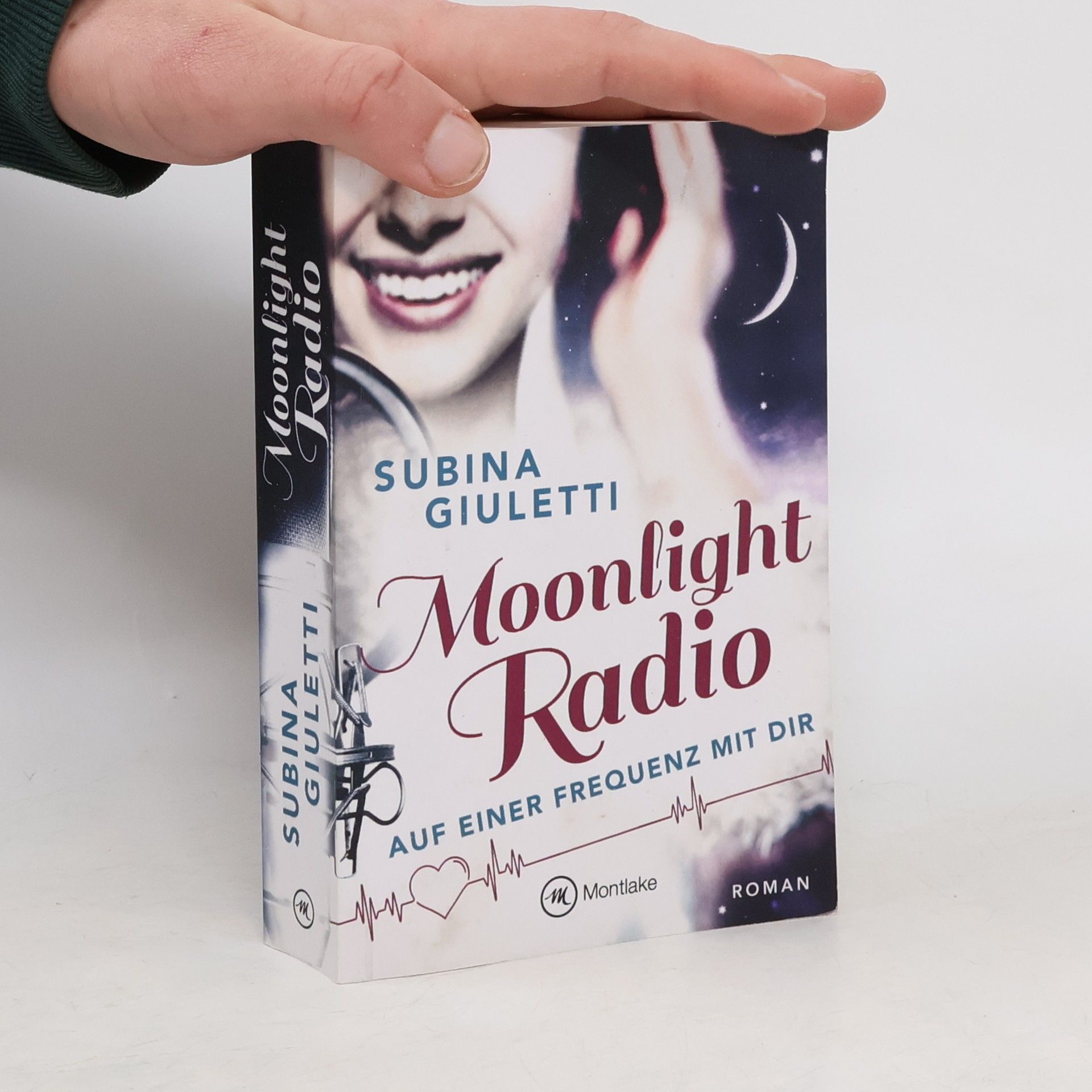 Subina Giuletti Moonlight Radio