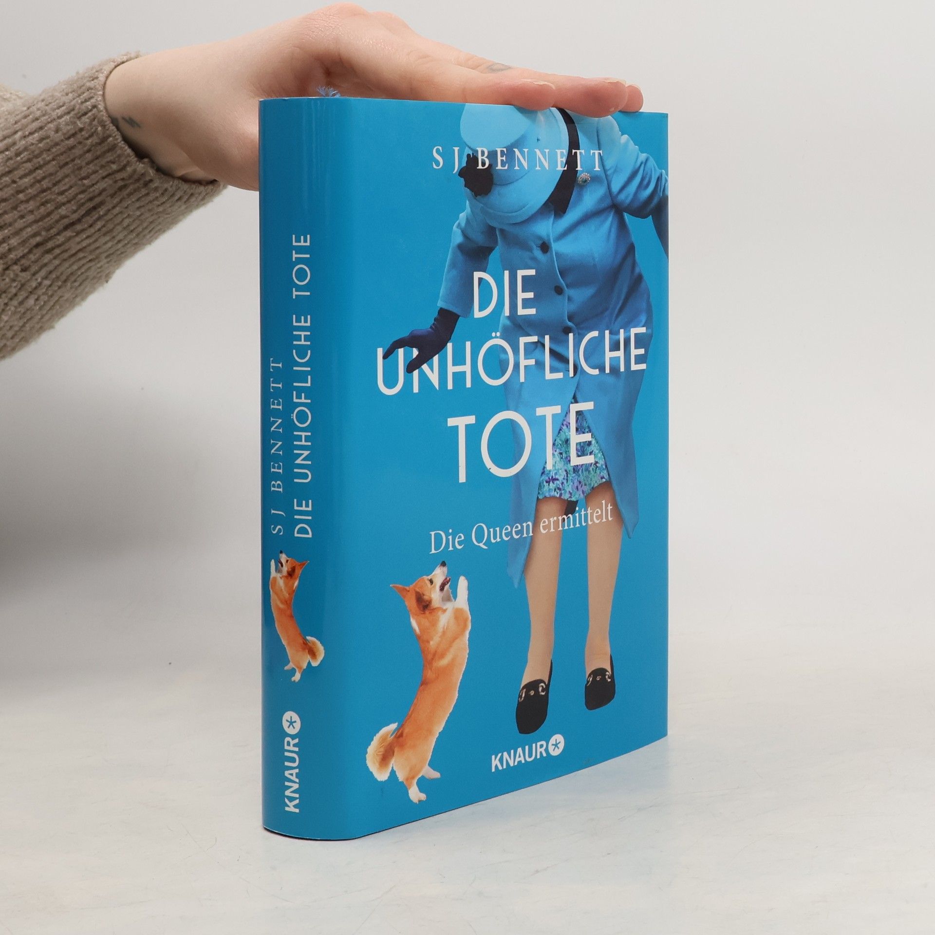 Sophia J. Bennett Die unhöfliche Tote : die Queen ermittelt