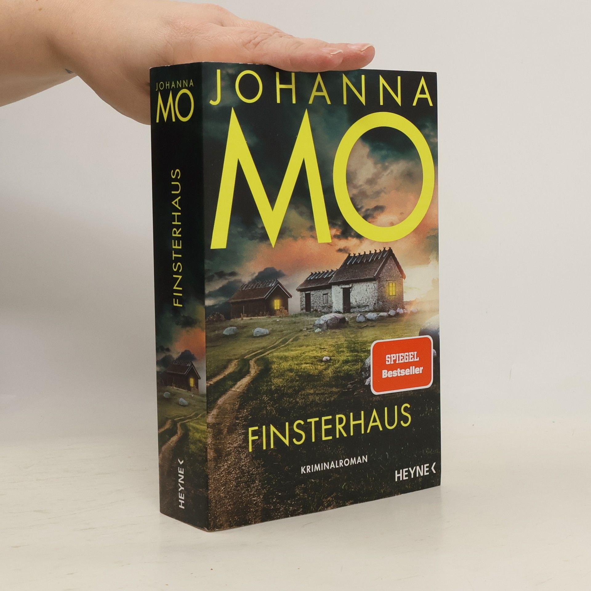 Johanna Mo Finsterhaus