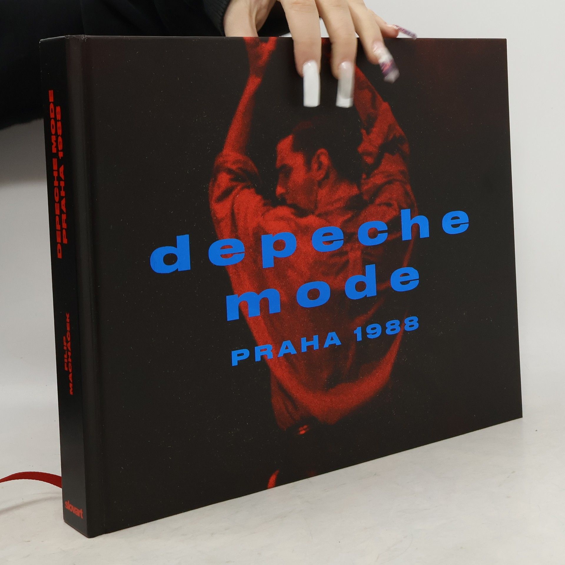 Filip Macháček Depeche Mode Praha 1988: Dvacet jedna hodin za železnou oponou