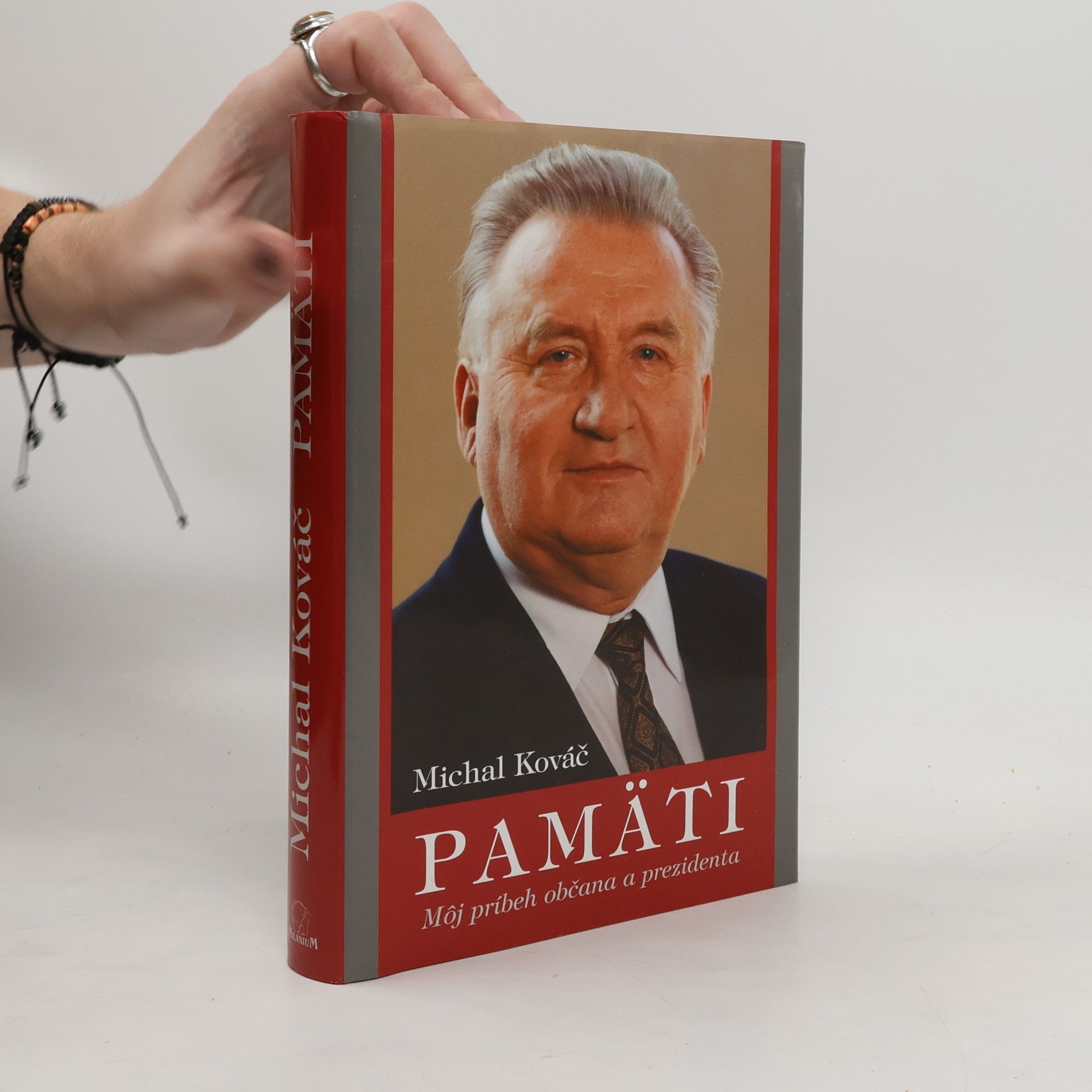 Pamäti - Môj príbeh občana a prezidenta