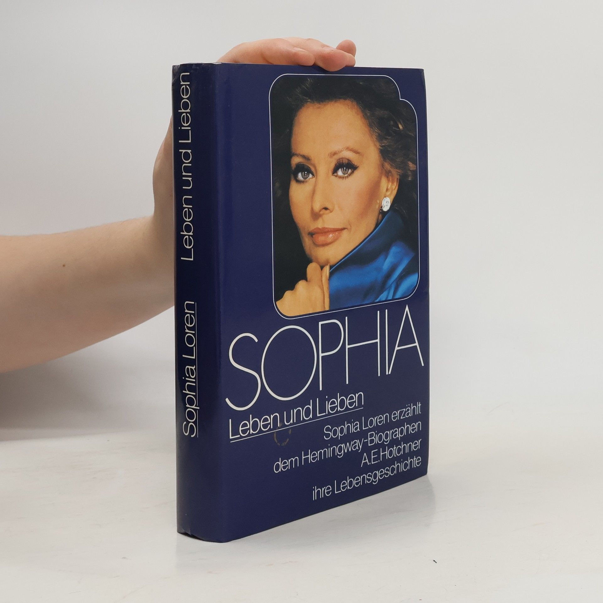 Sophia Loren, Leben und Lieben