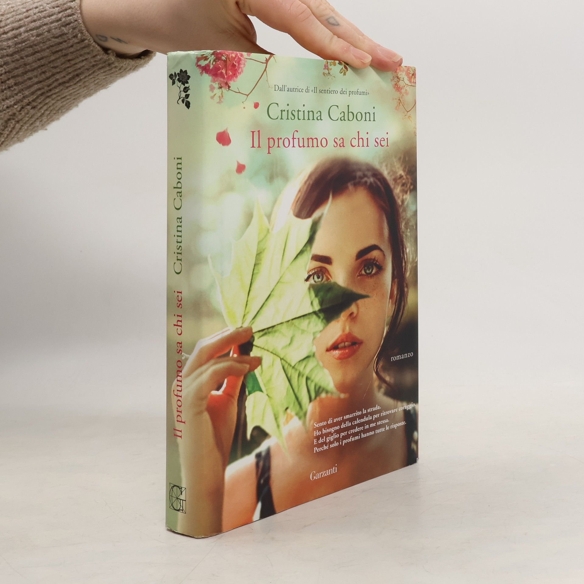Cristina Caboni Il profumo sa chi sei
