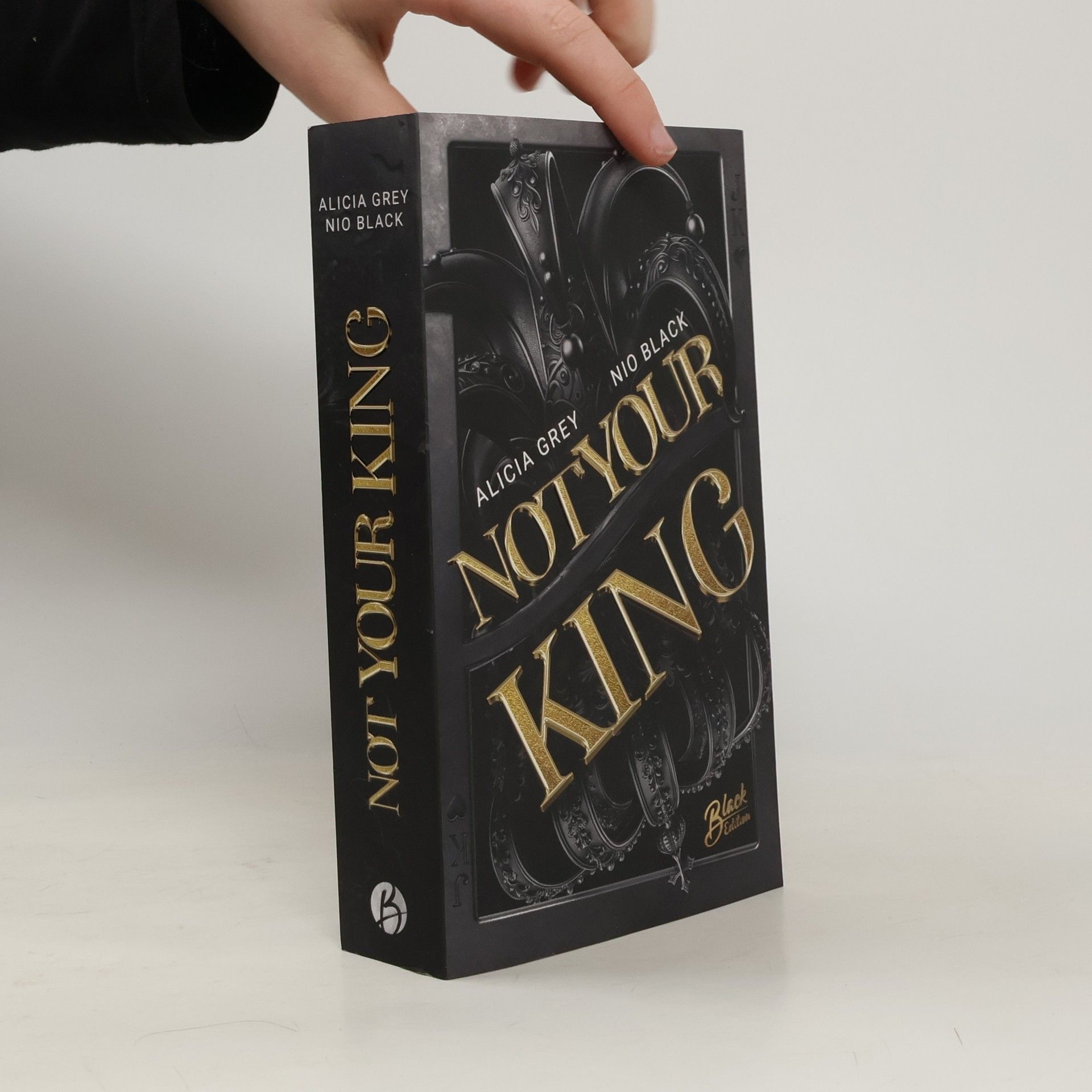 Nio Black Not Your King