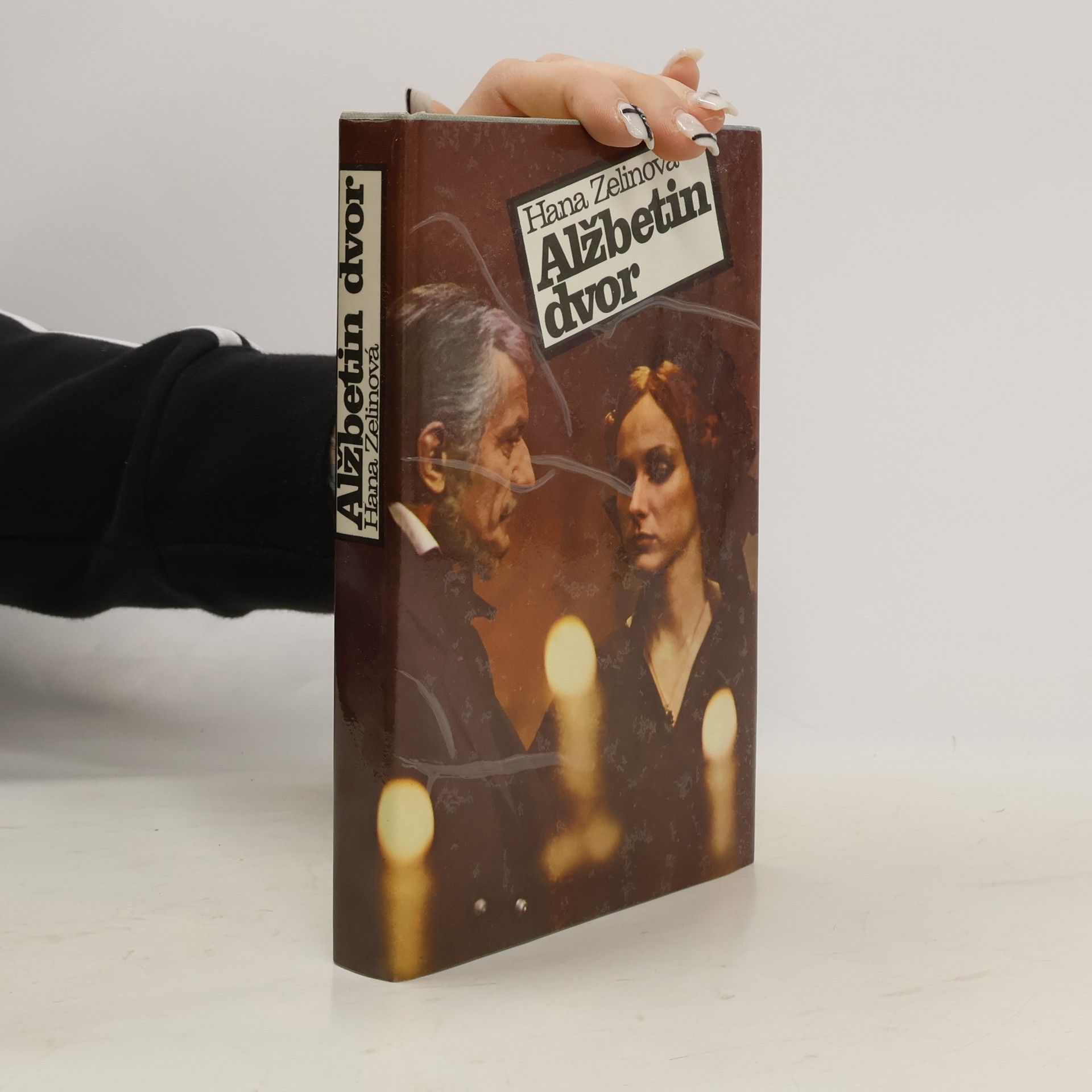 Hana Zelinová Alžbetin dvor