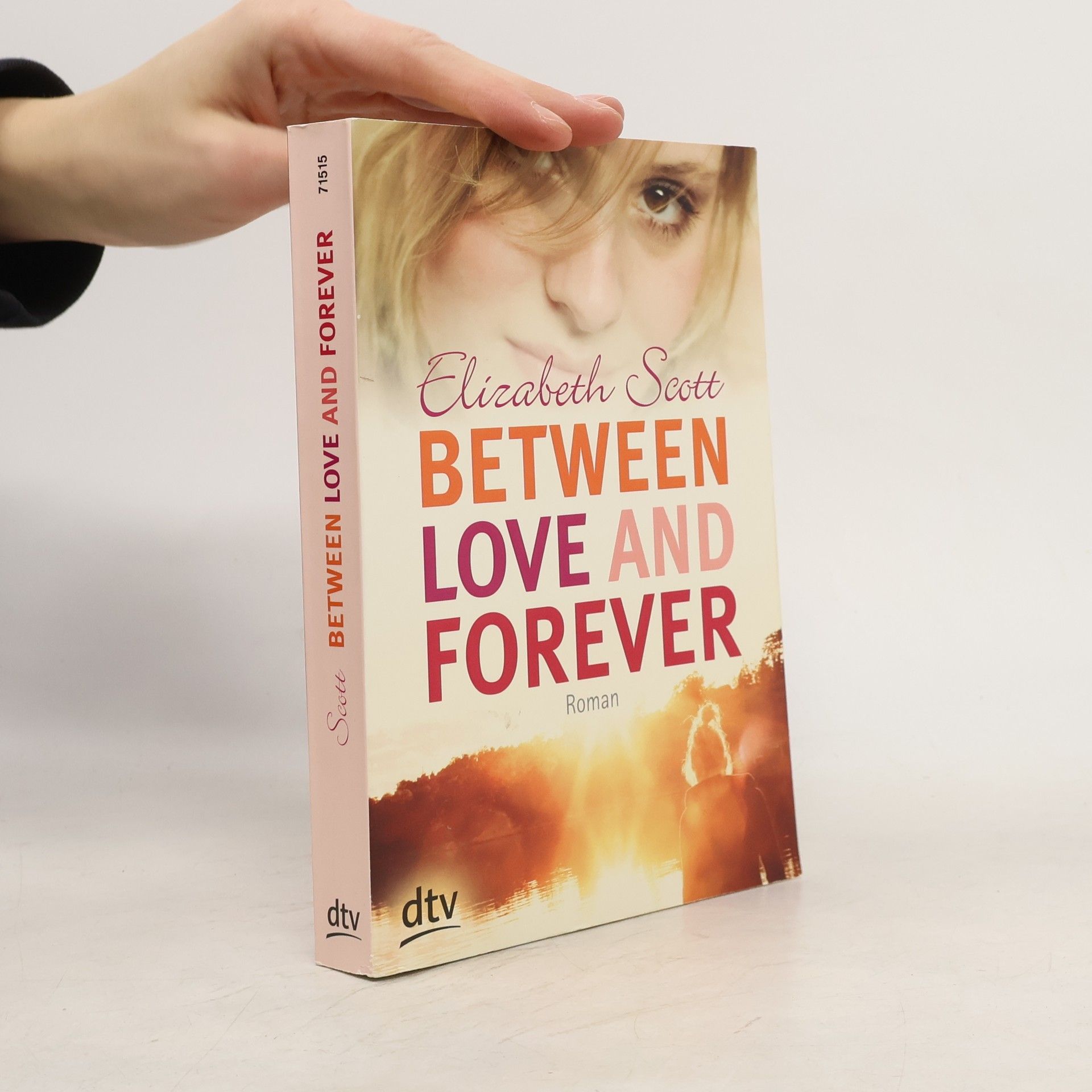 Elizabeth Scott Between love and forever