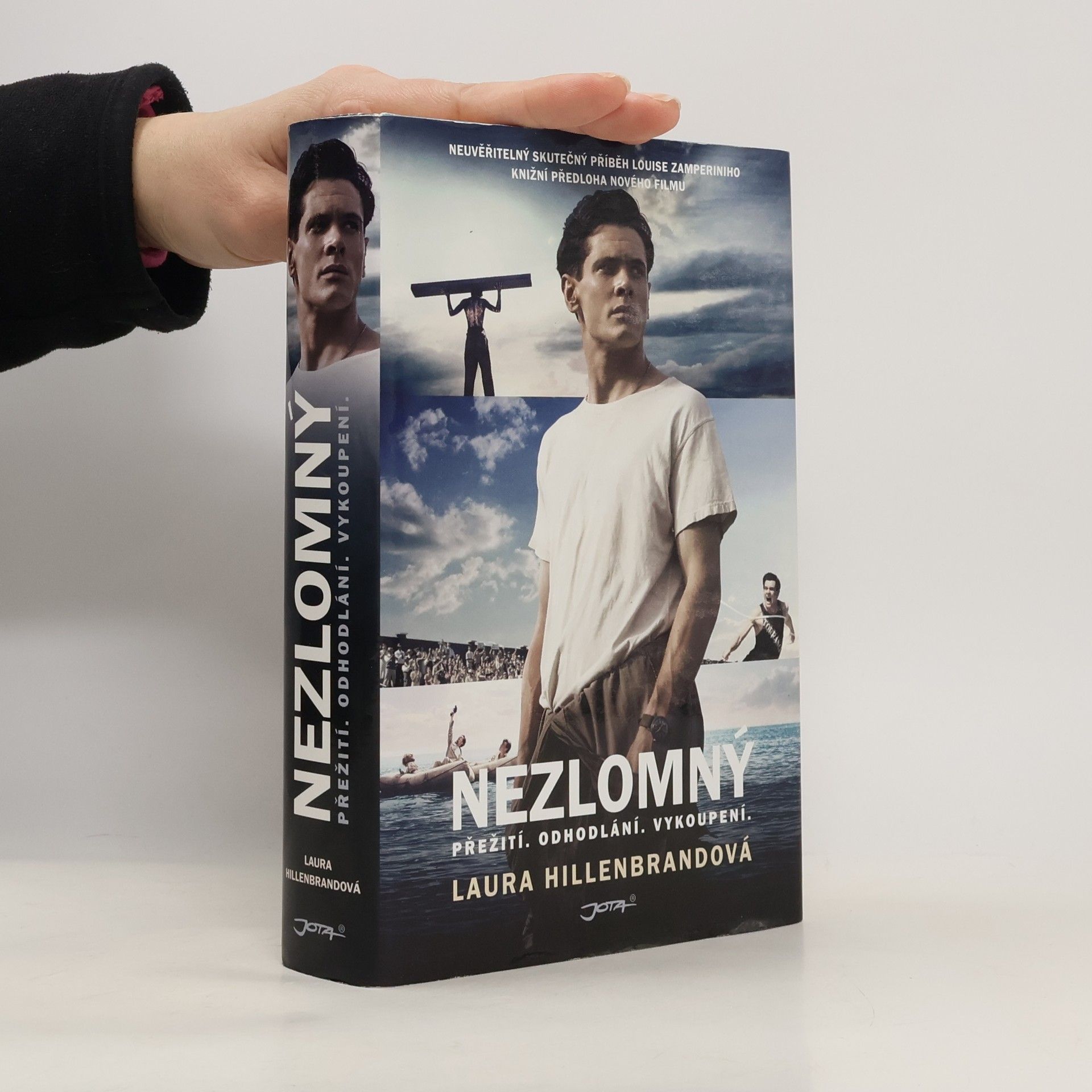 Laura Hillenbrand Nezlomný. Přežití, odhodlání, vykoupení.