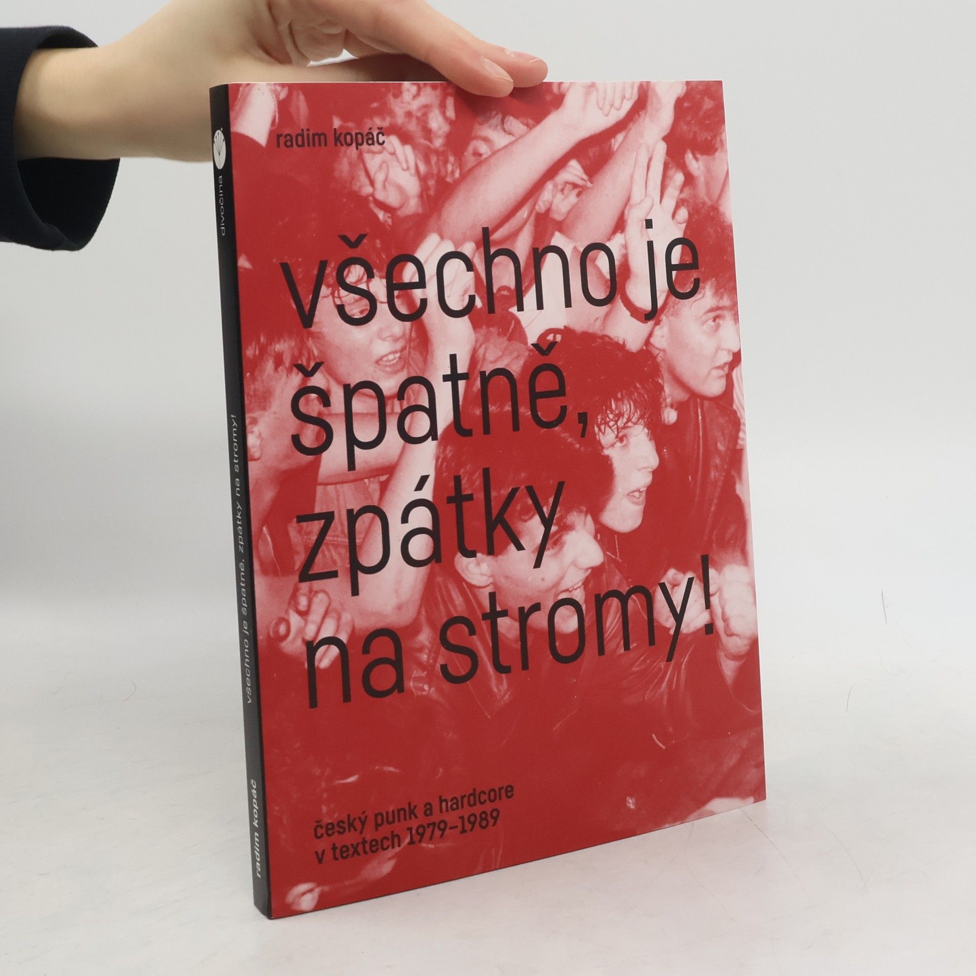 Radim Kopáč Všechno je špatně, zpátky na stromy!