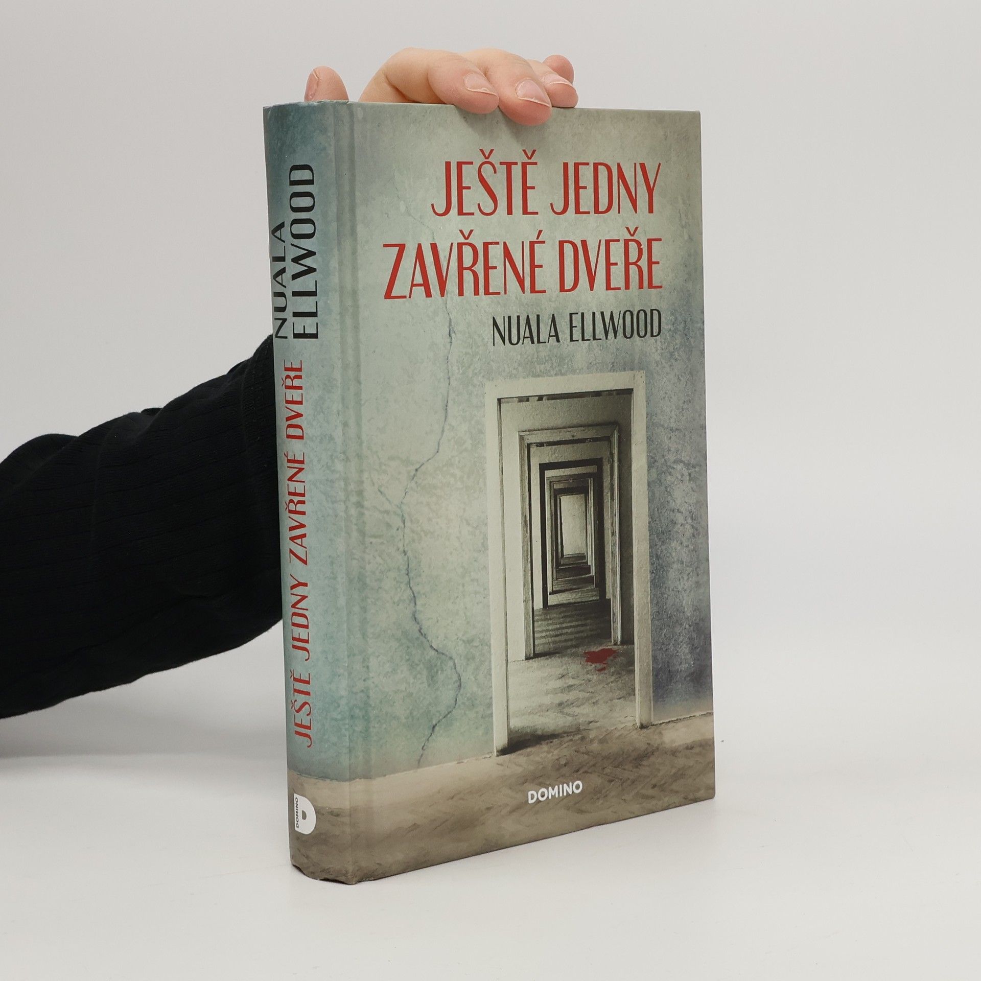 Nuala Ellwood Ještě jedny zavřené dveře