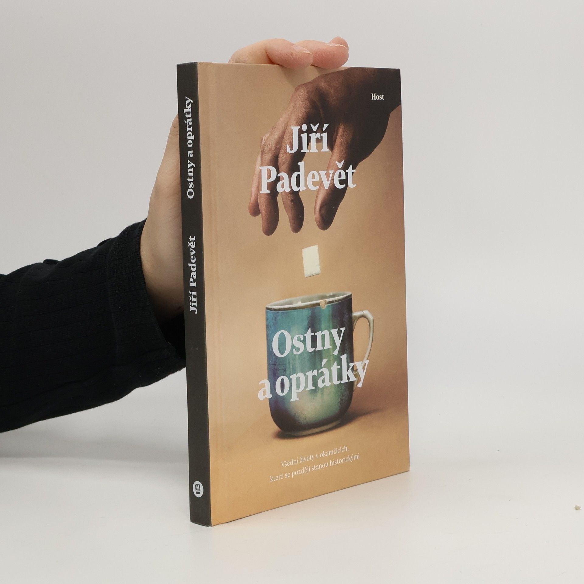 Jiří Padevět Ostny a oprátky