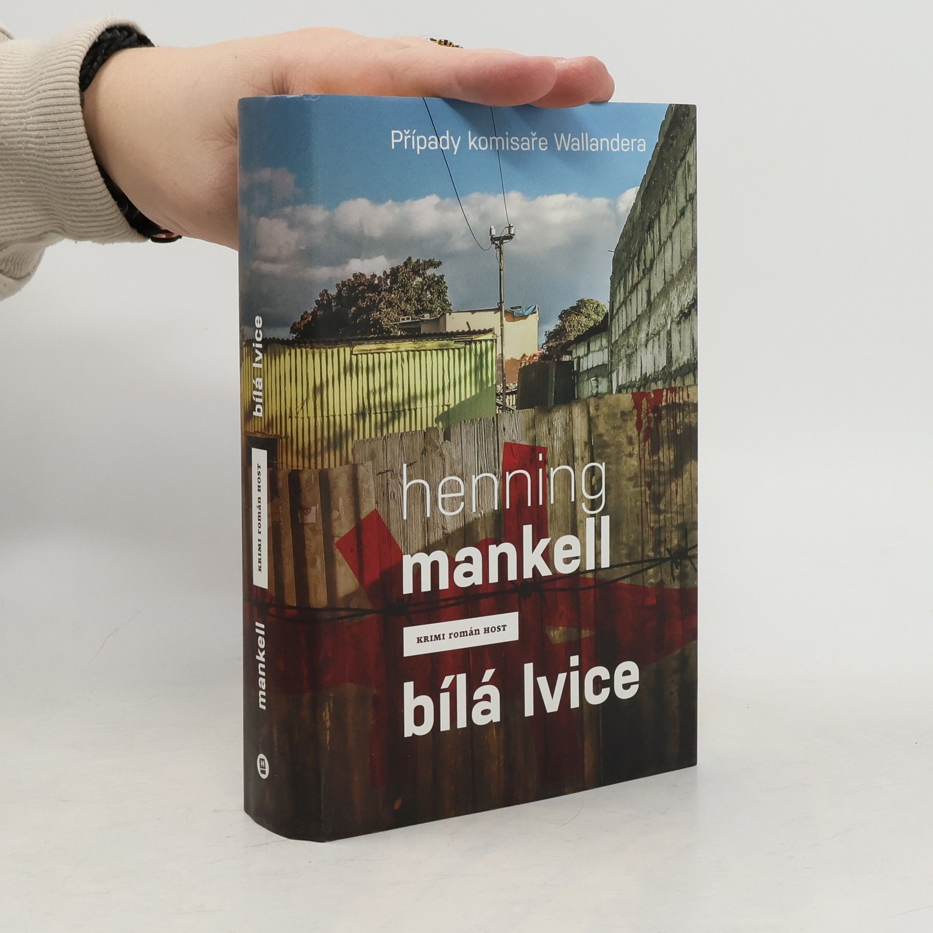 Henning Mankell Bílá lvice