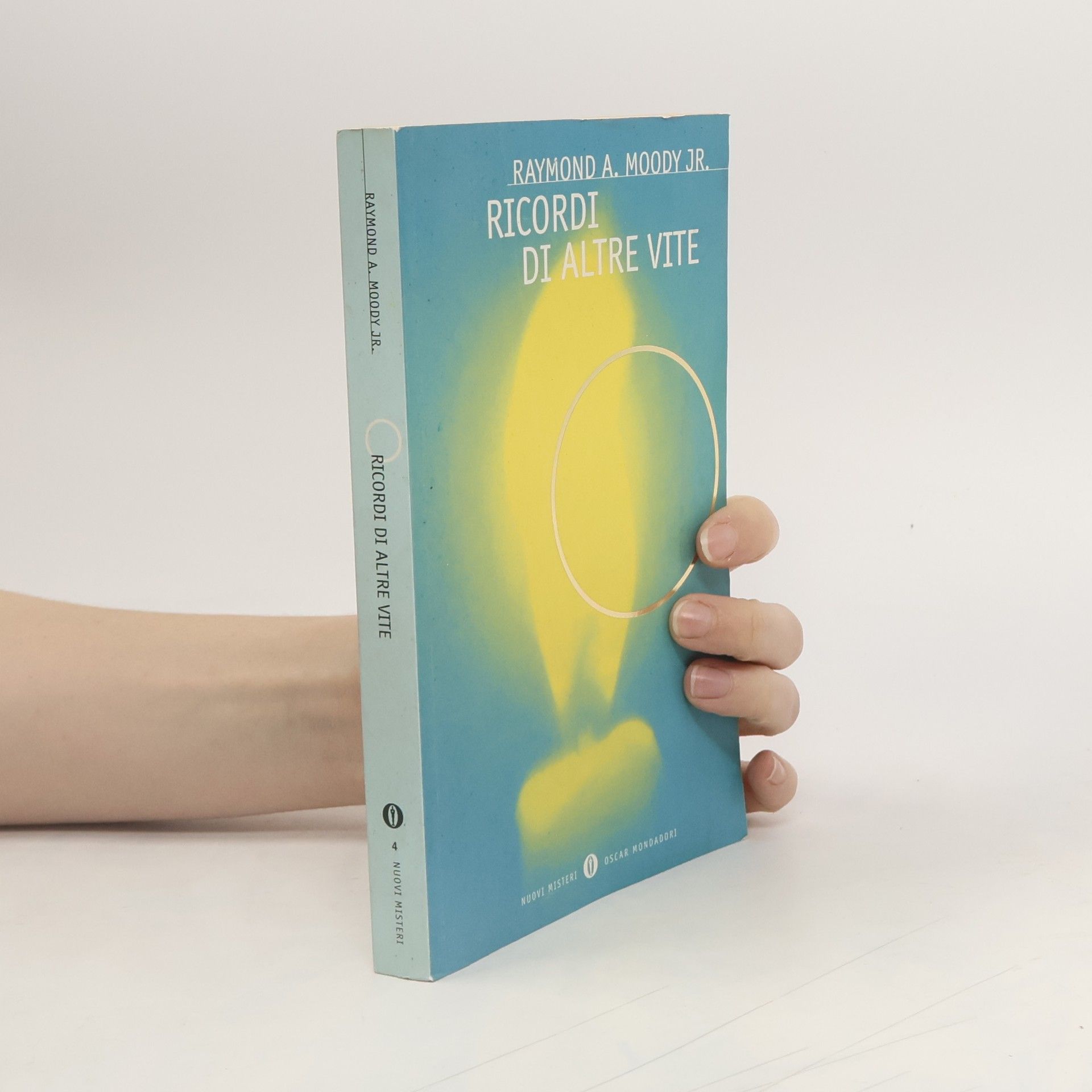 Ricordi di altre vite