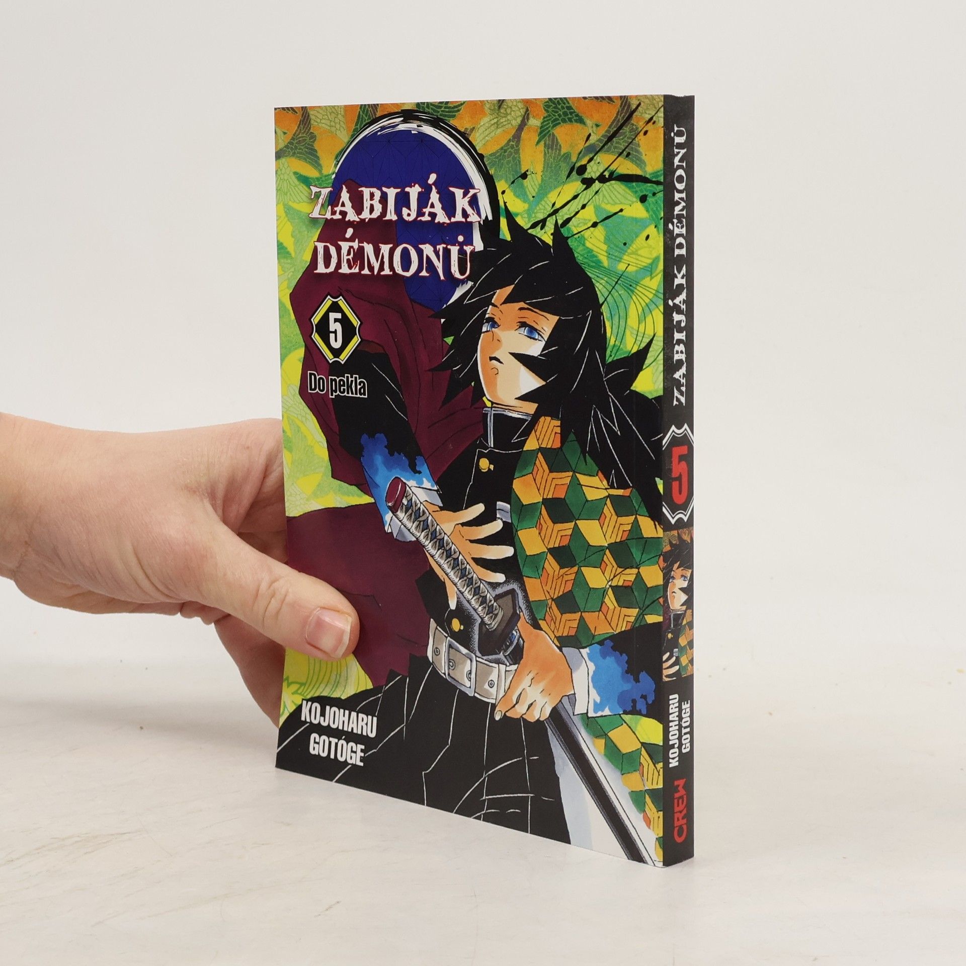 Koyoharu Gotoge Zabiják démonů 5. Do pekla