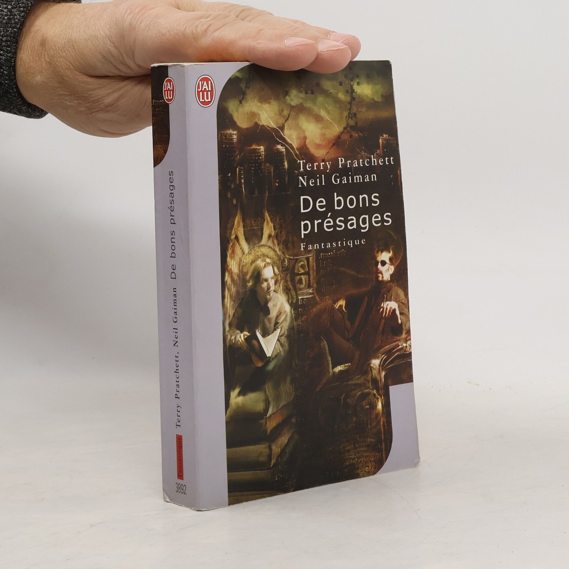Terry Pratchett De bons présages