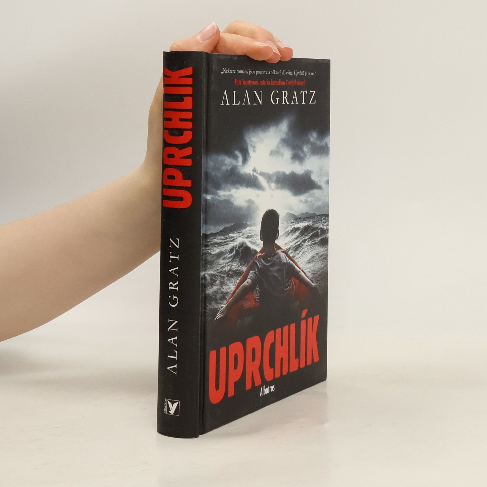 Alan Gratz Uprchlík