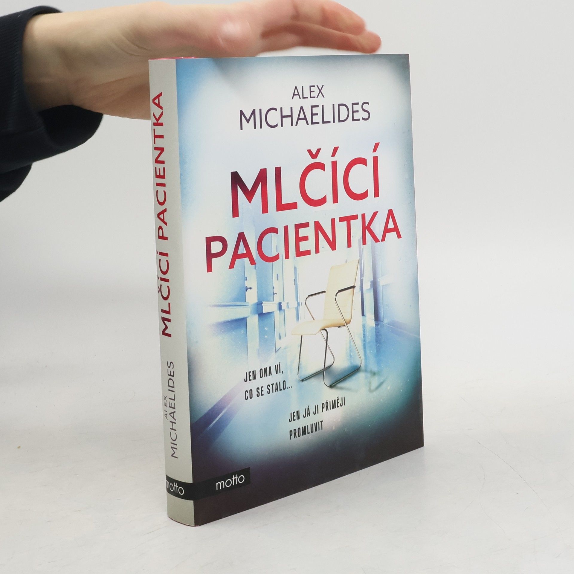 Alex Michaelides Mlčící pacientka