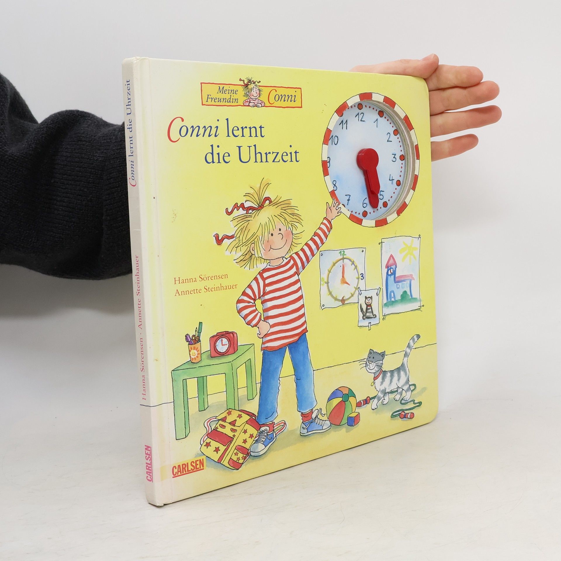 Conni lernt die Uhrzeit