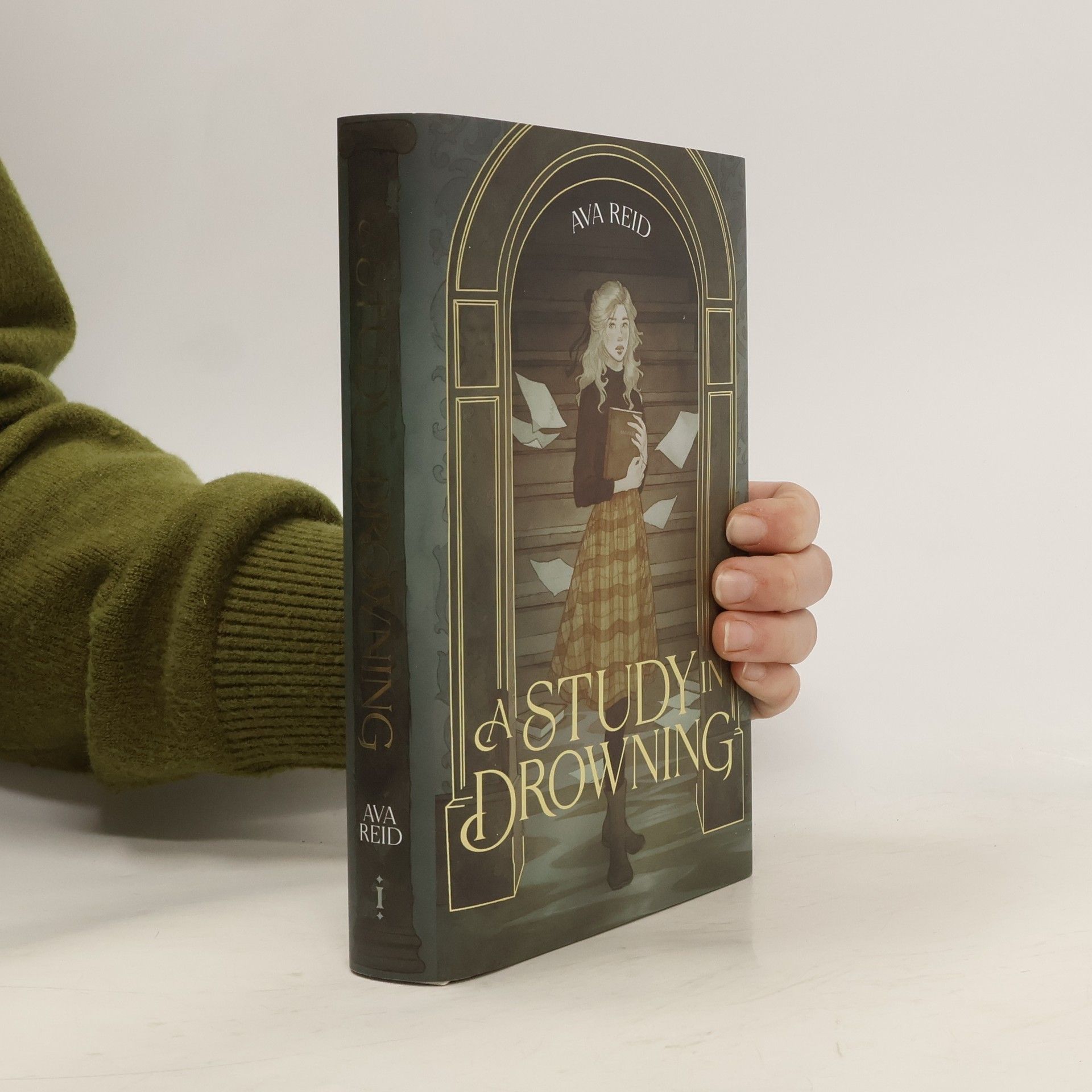 Ava Reid A Study in Drowning