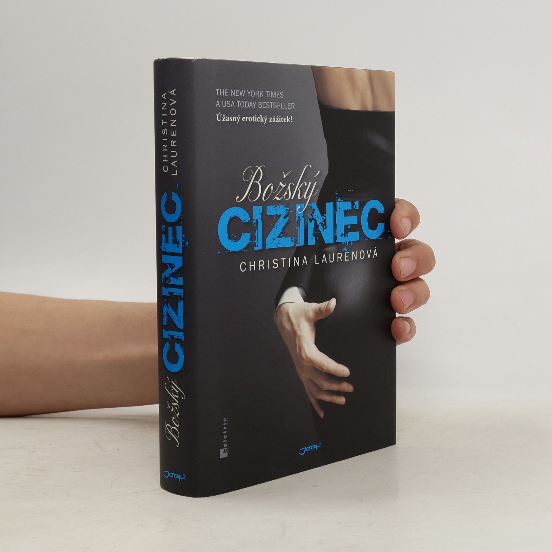 Christina Lauren Božský cizinec