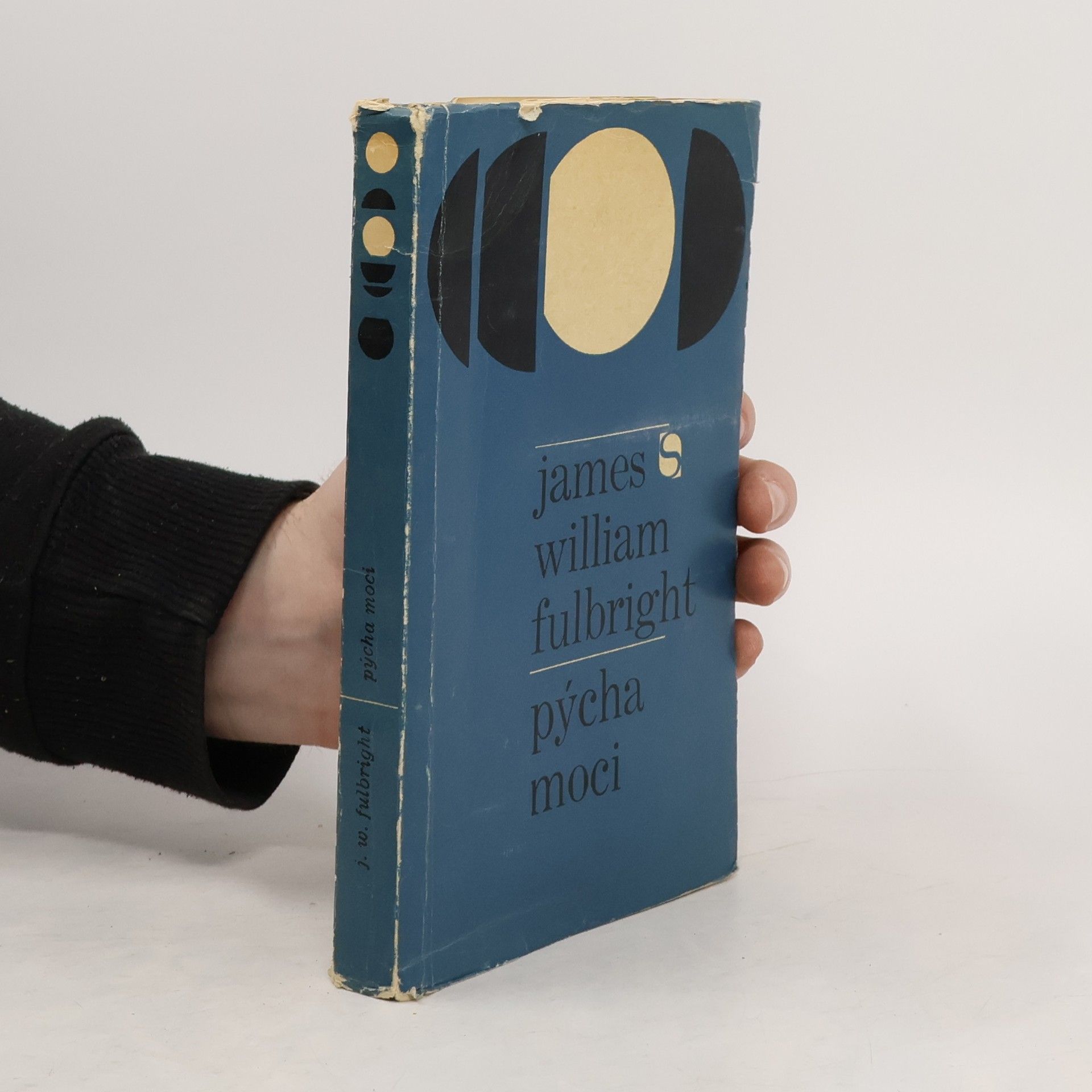 James William Fulbright Pýcha moci