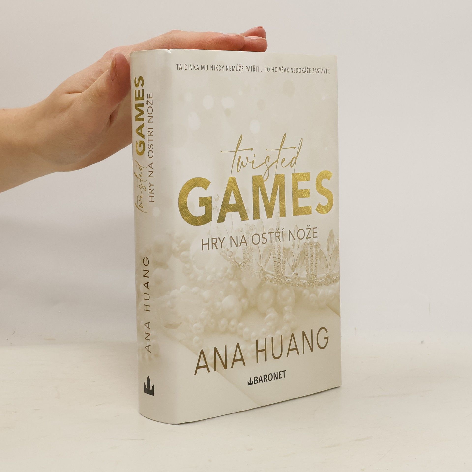 Ivana Dresia Twisted games. Hry na ostří nože
