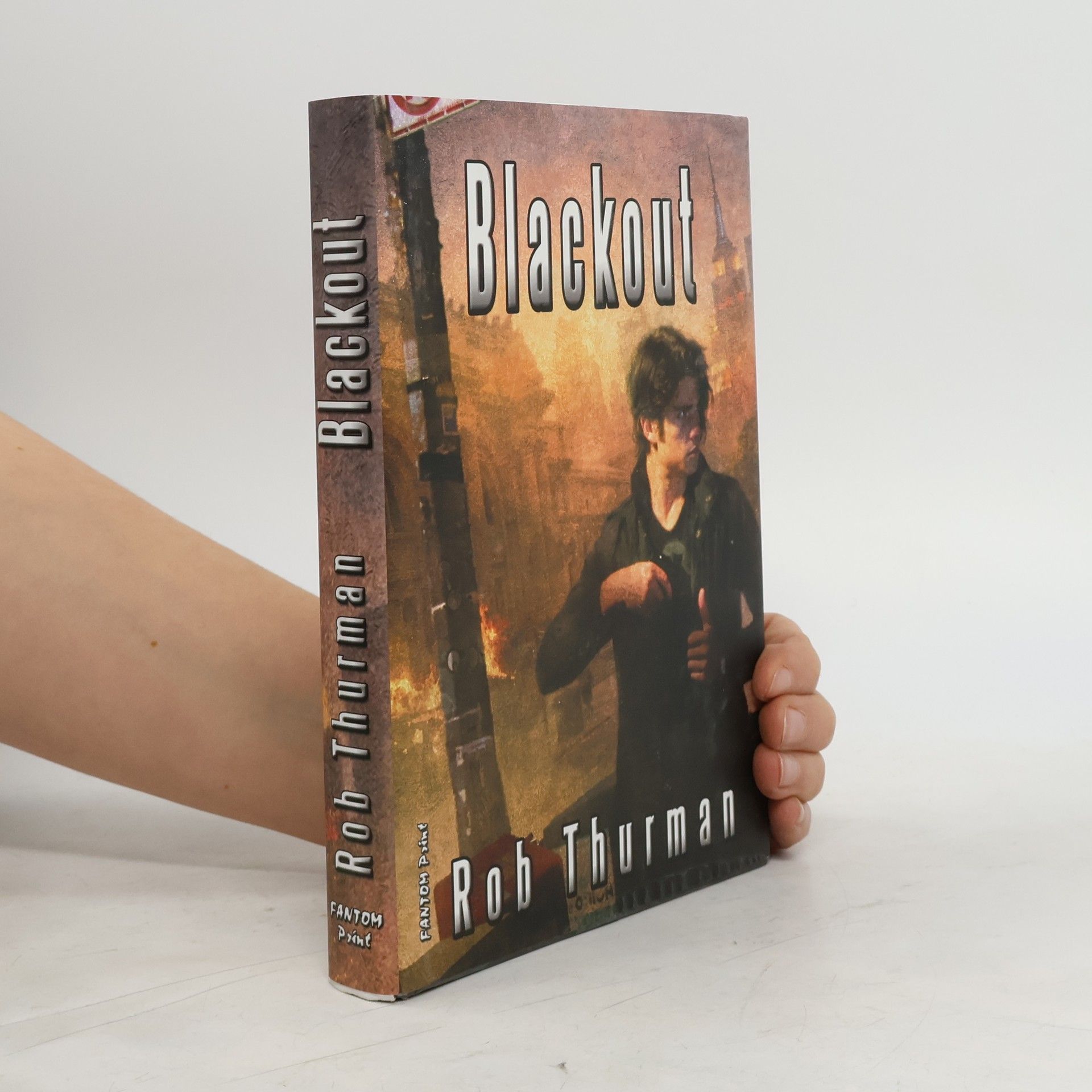 Rob Thurman Blackout