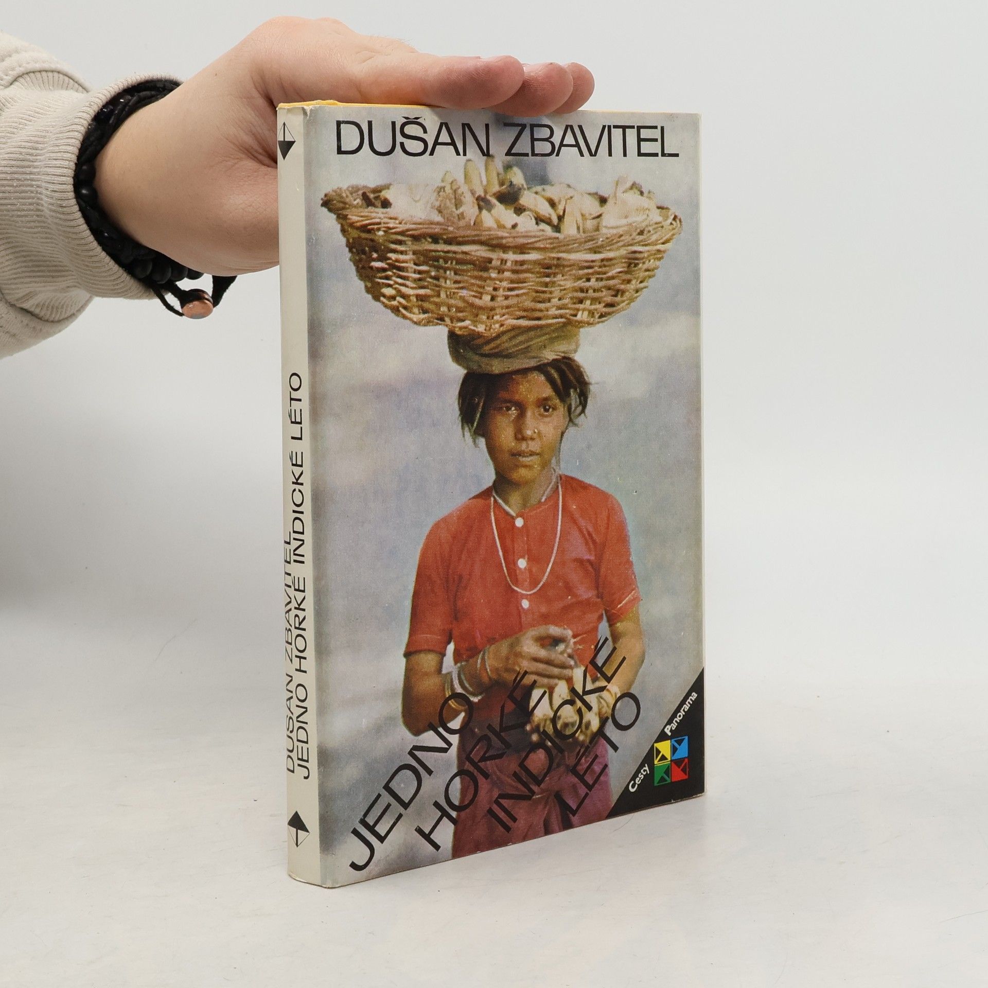 Dušan Zbavitel Jedno horké indické léto
