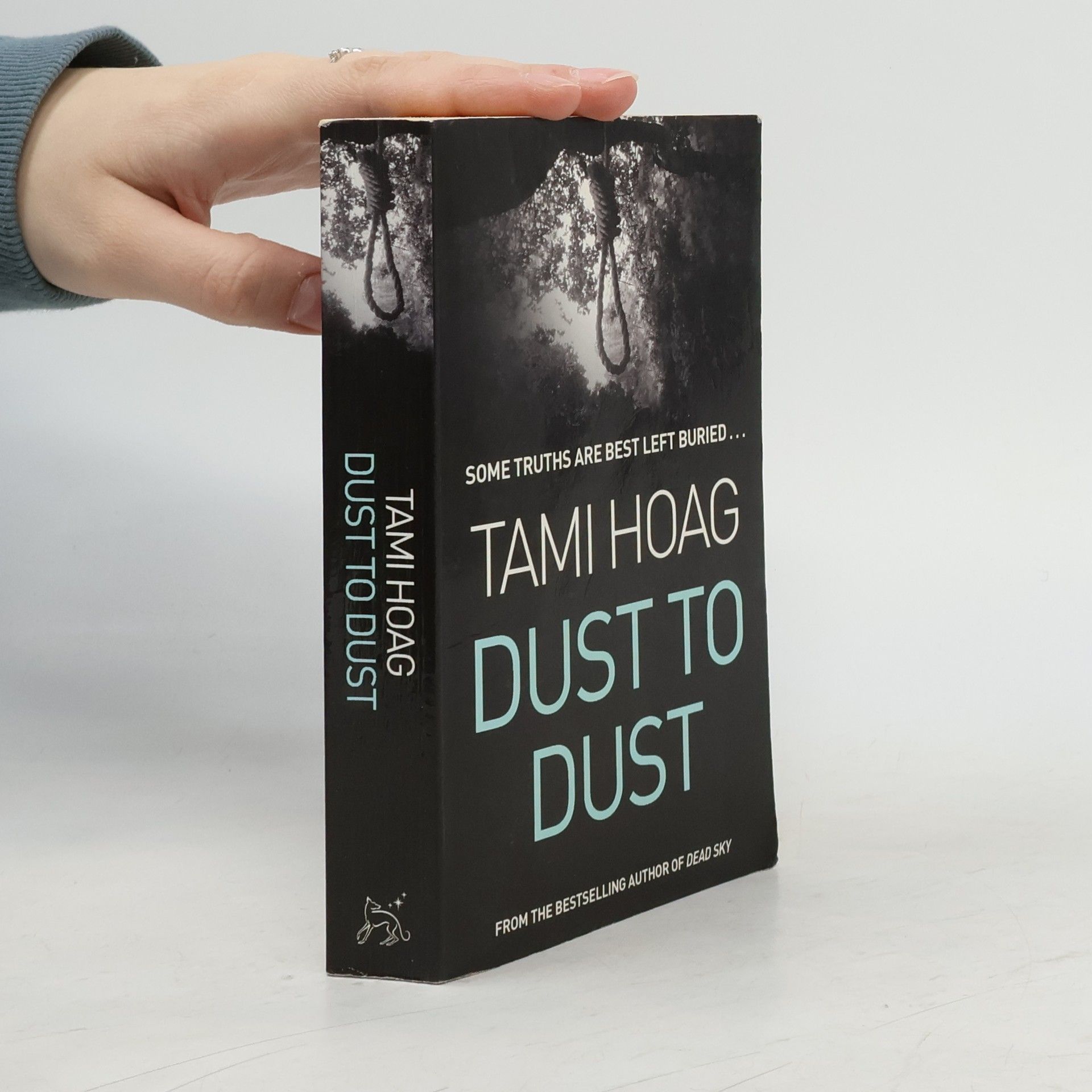 Tami Hoag Dust to Dust