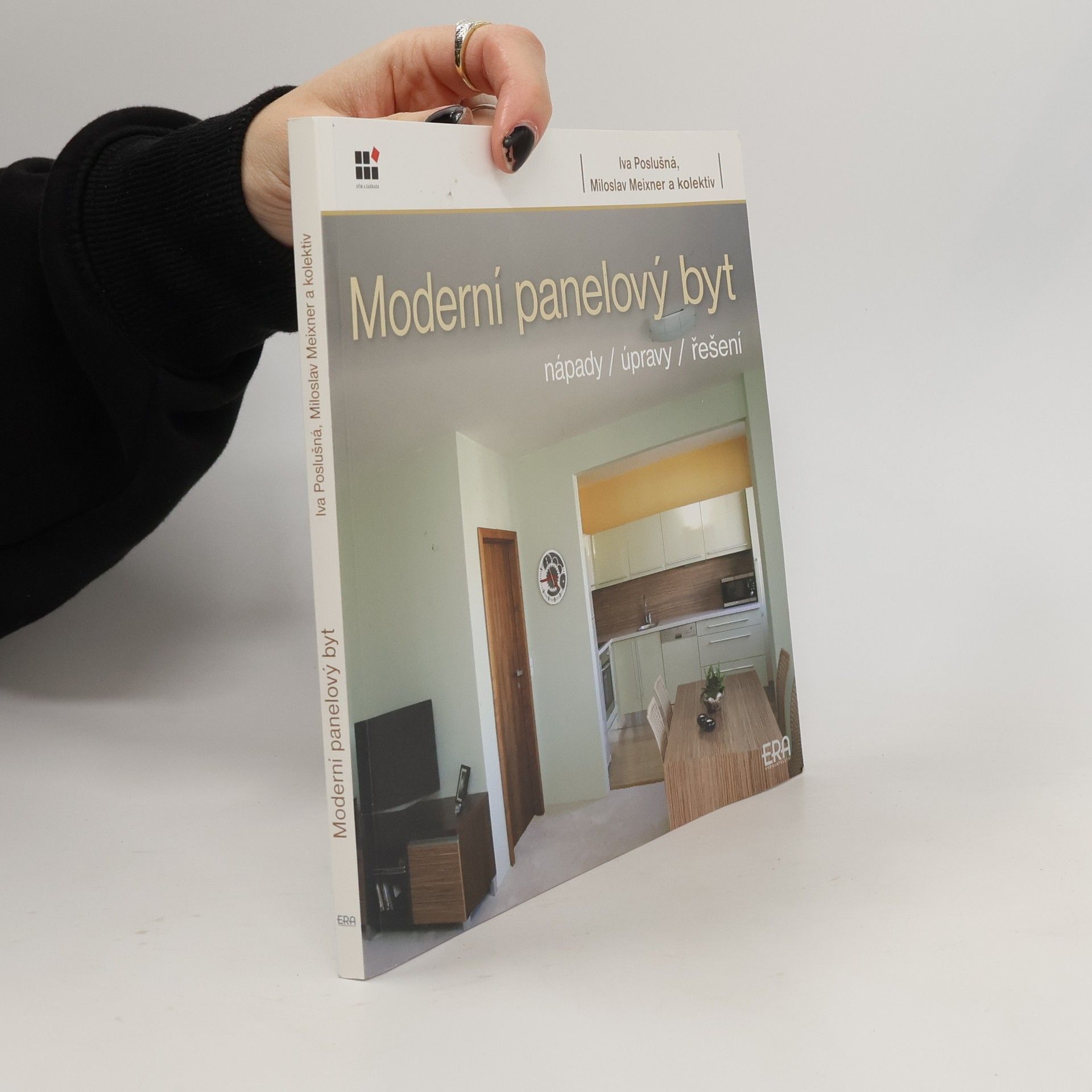 Iva Poslušná Moderní panelový byt