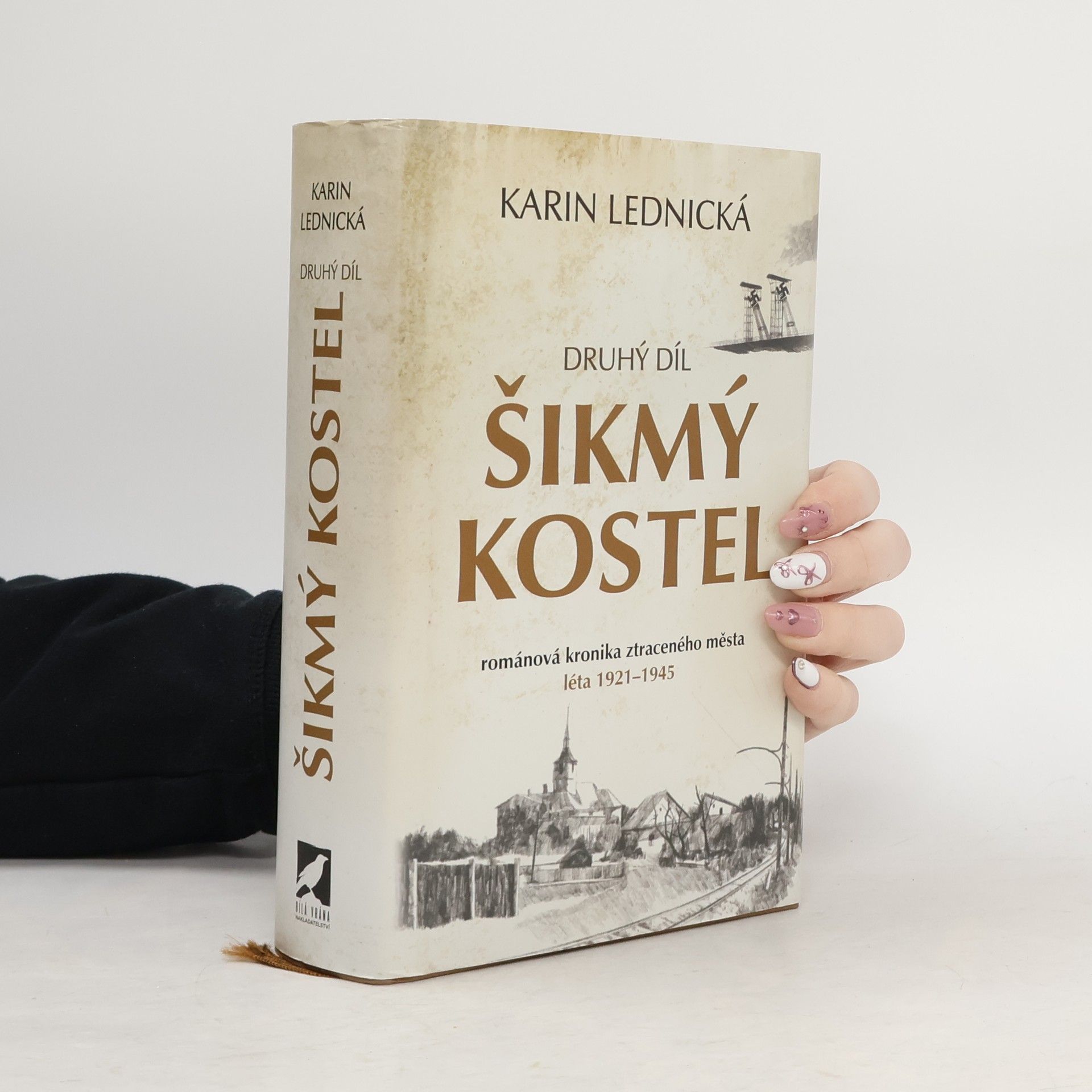 Karin Lednická Šikmý kostel 2