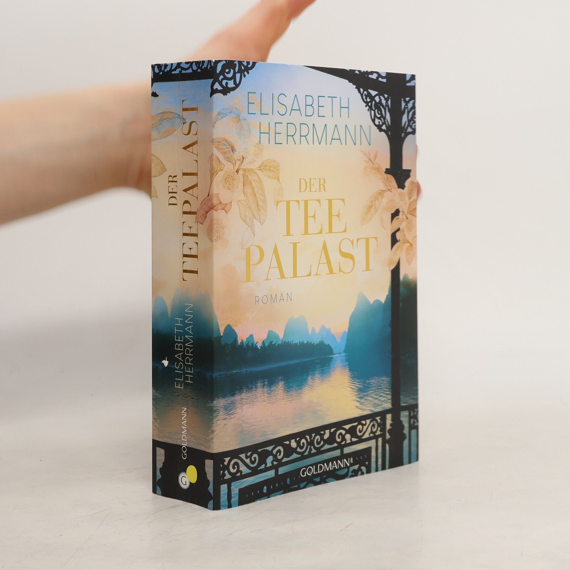 Elisabeth Hermann Der Teepalast : Roman