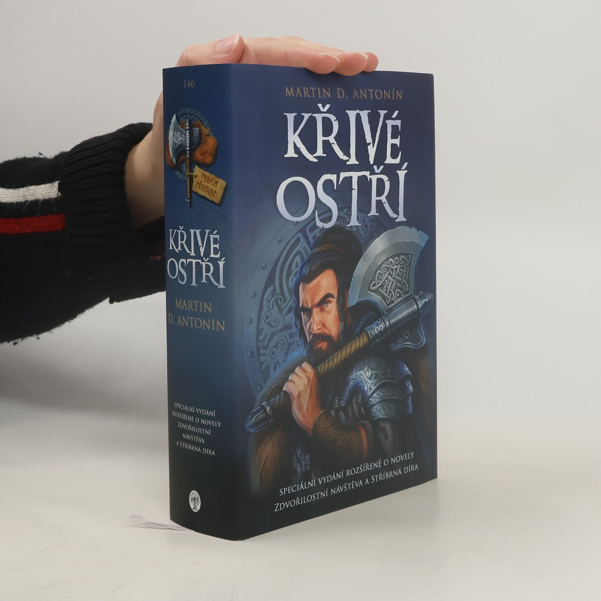 Martina D. Antonínová Křivé ostří (+ 2 novely)