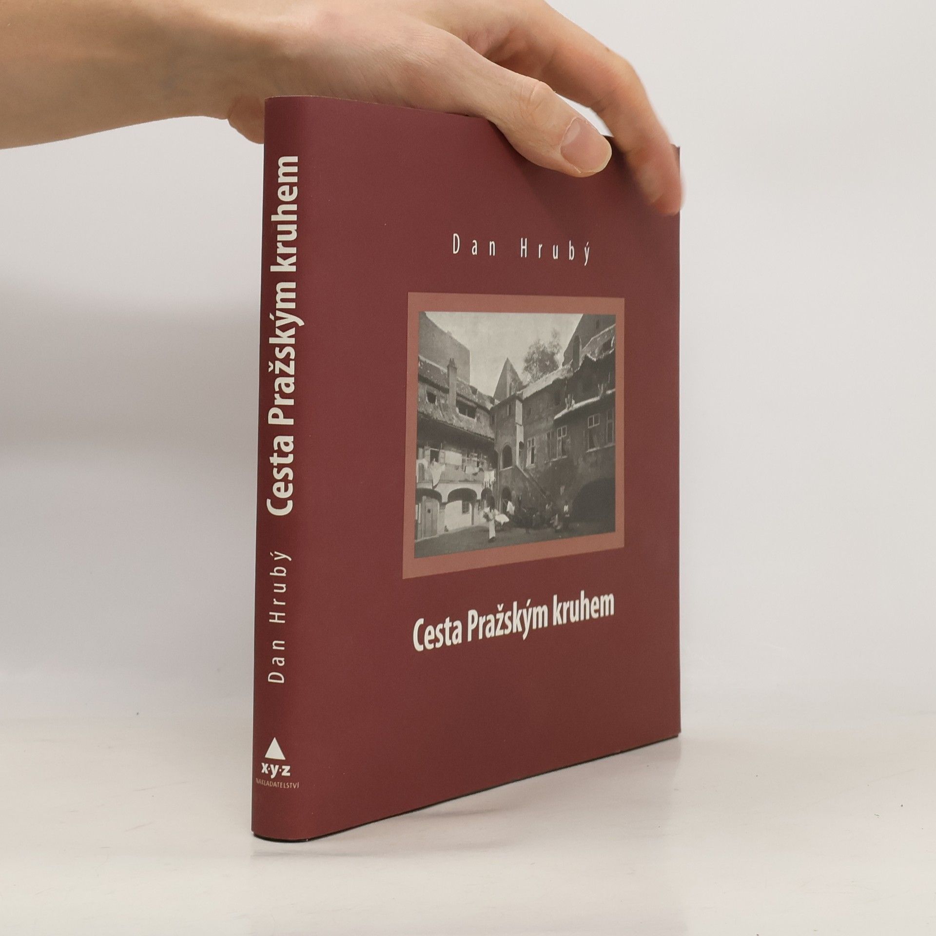 Dan Hrubý Cesta Pražským kruhem