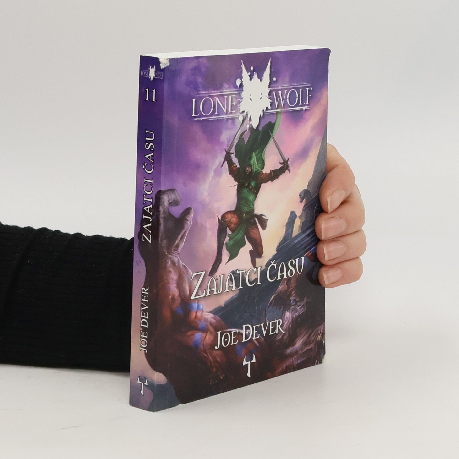 Joe Dever Zajatci času