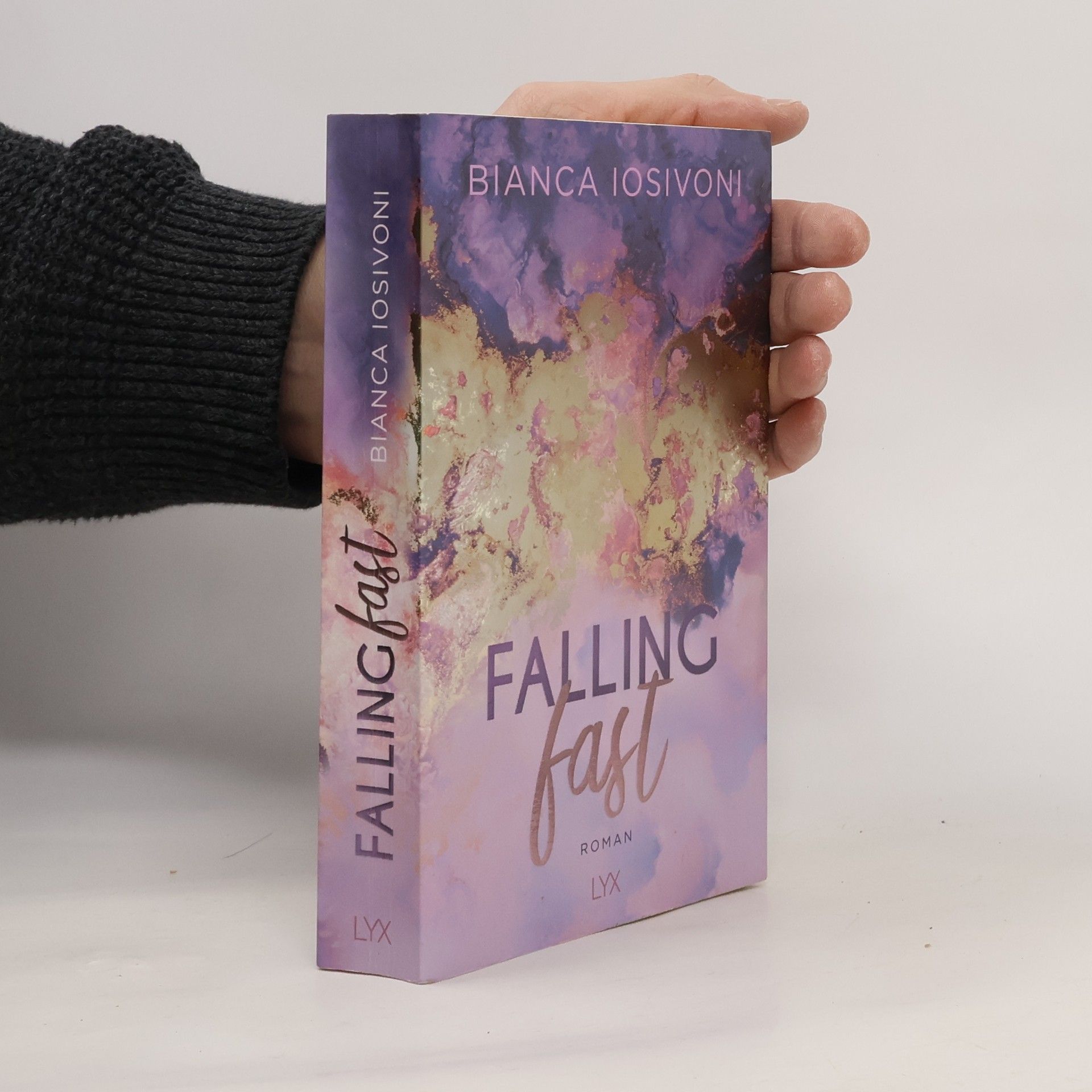 Bianca Iosivoni Falling fast