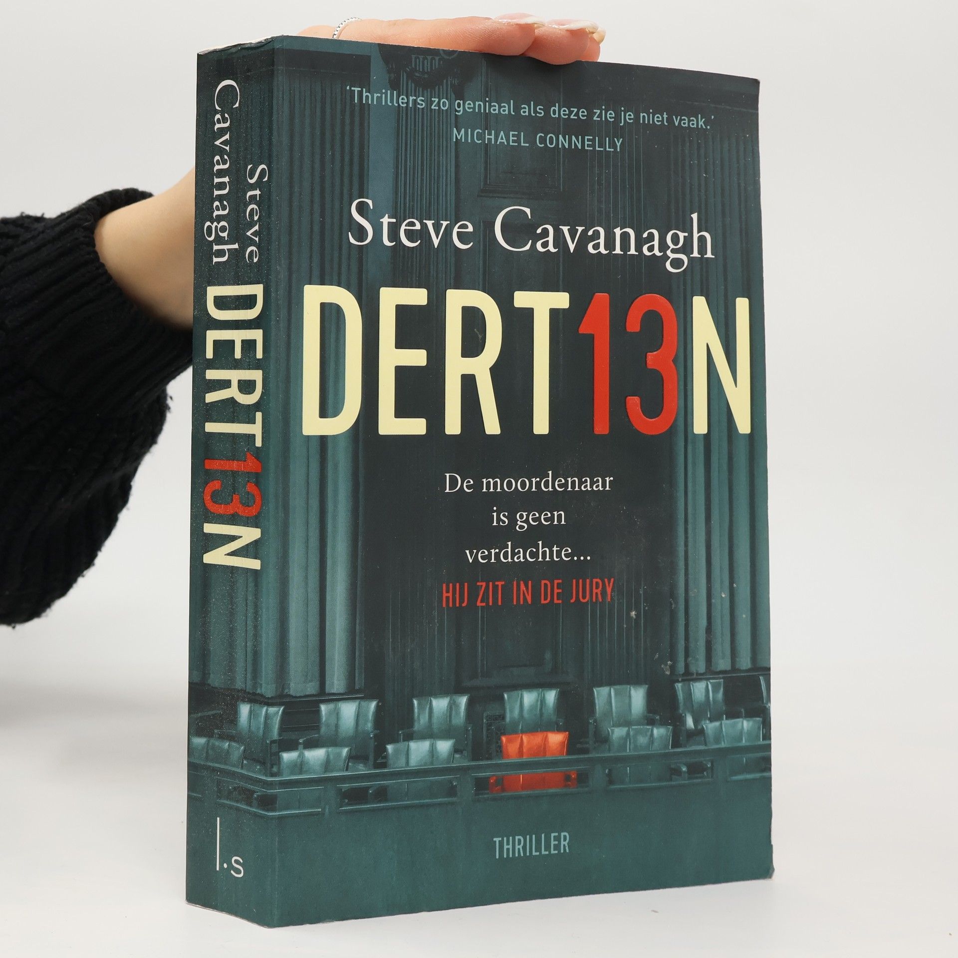 Steve Cavanagh Dertien