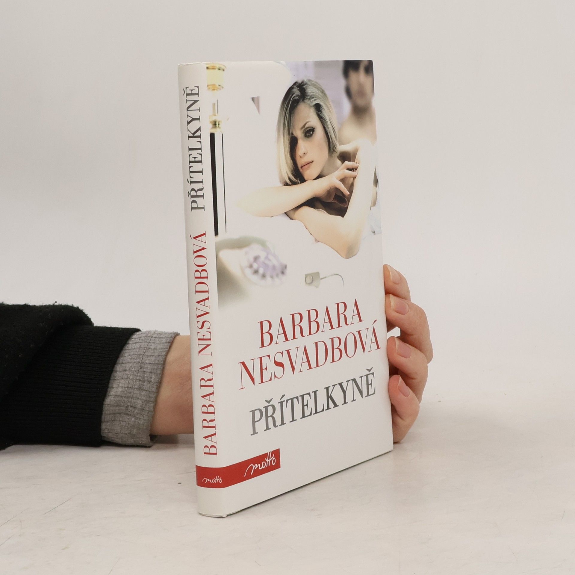 Bára Nesvadbová Přítelkyně