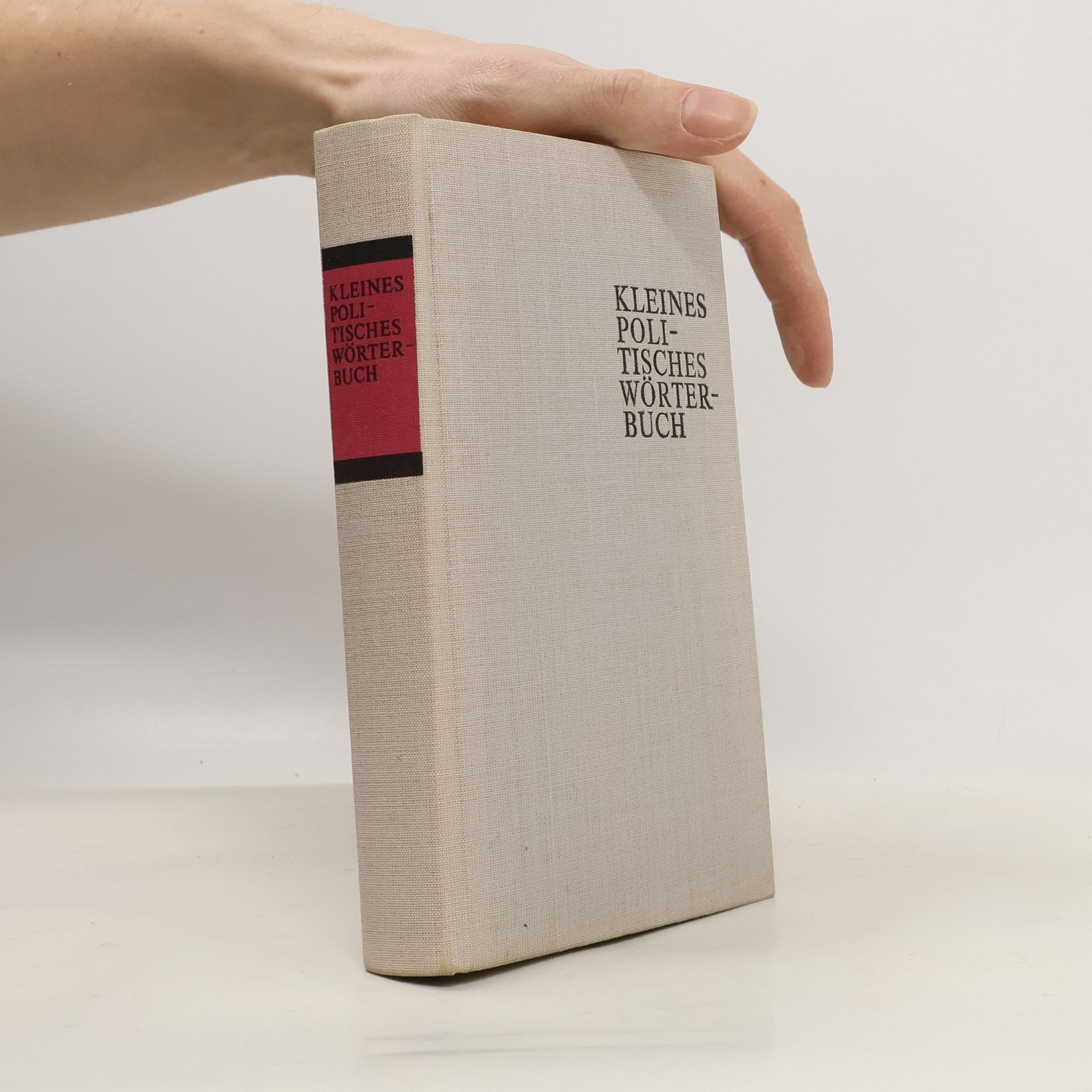 Kolektív autorov Kleines Politisches Wörterbuch