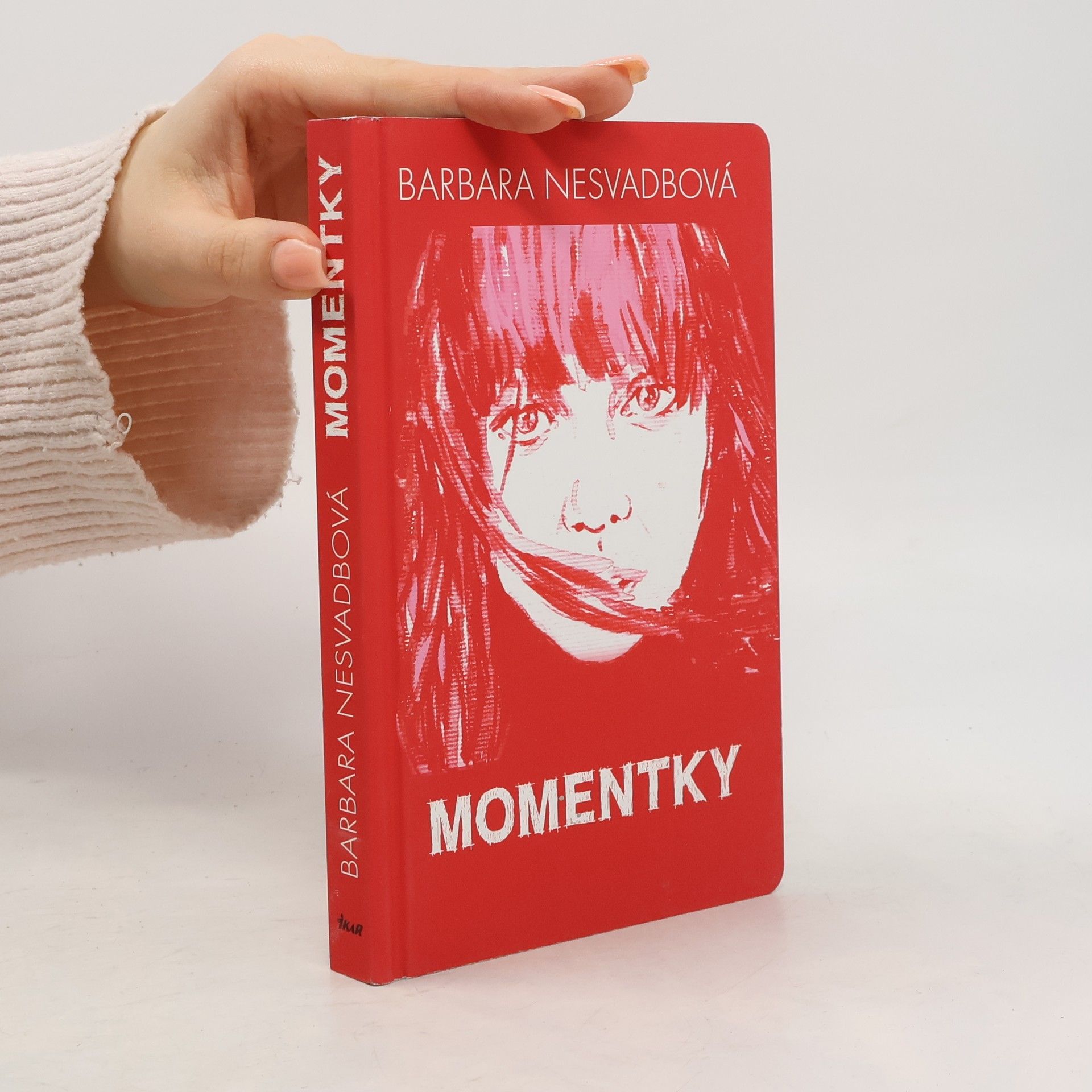 Bára Nesvadbová Momentky