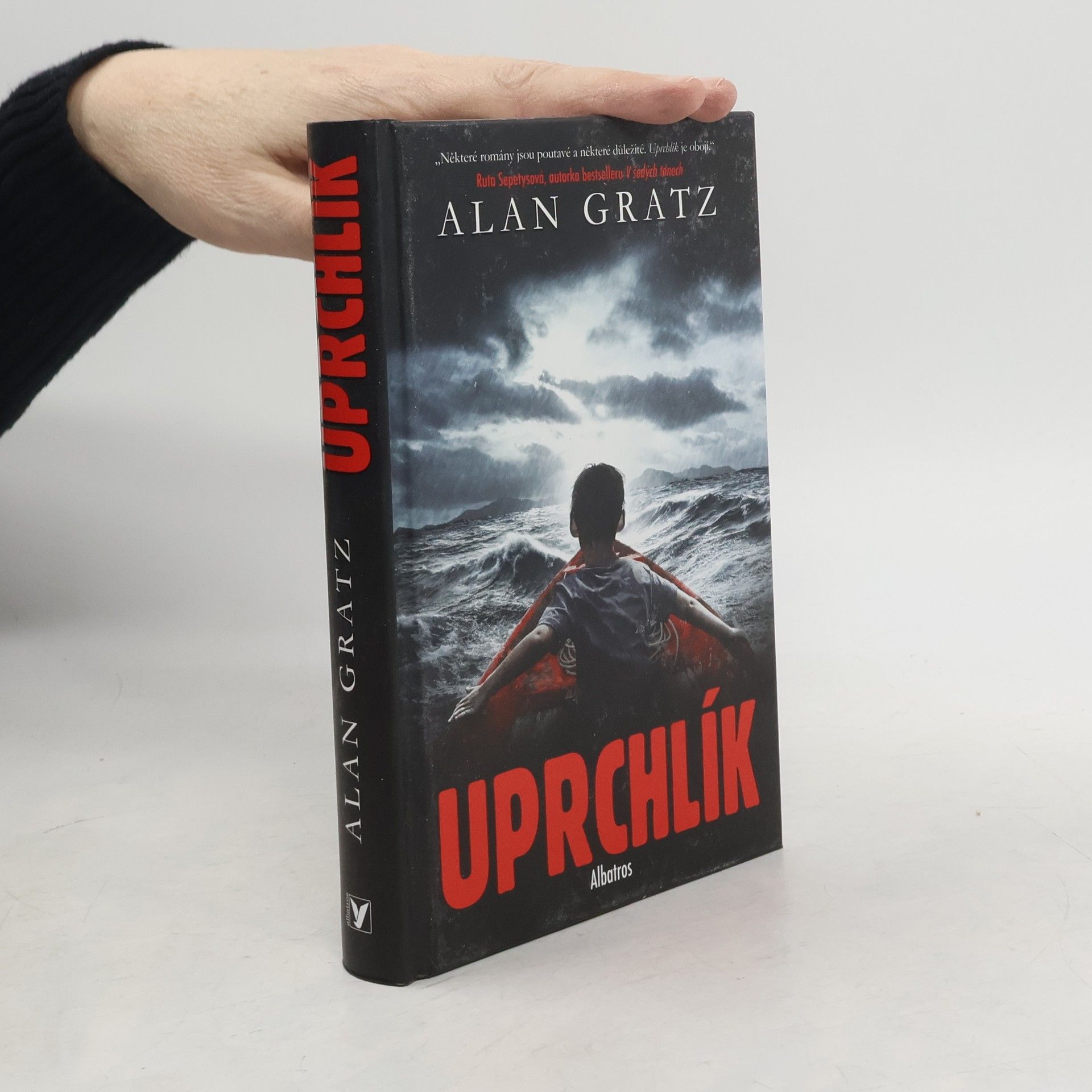 Alan Gratz Uprchlík