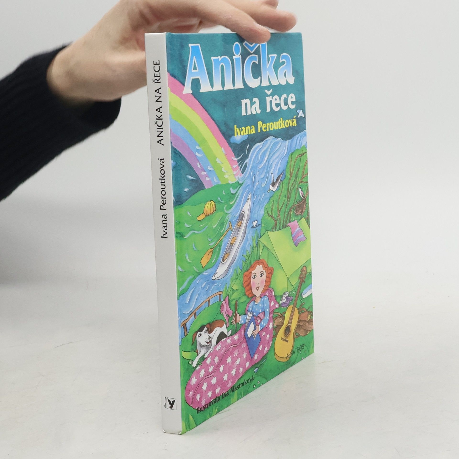 Peroutková Ivana Anička na řece