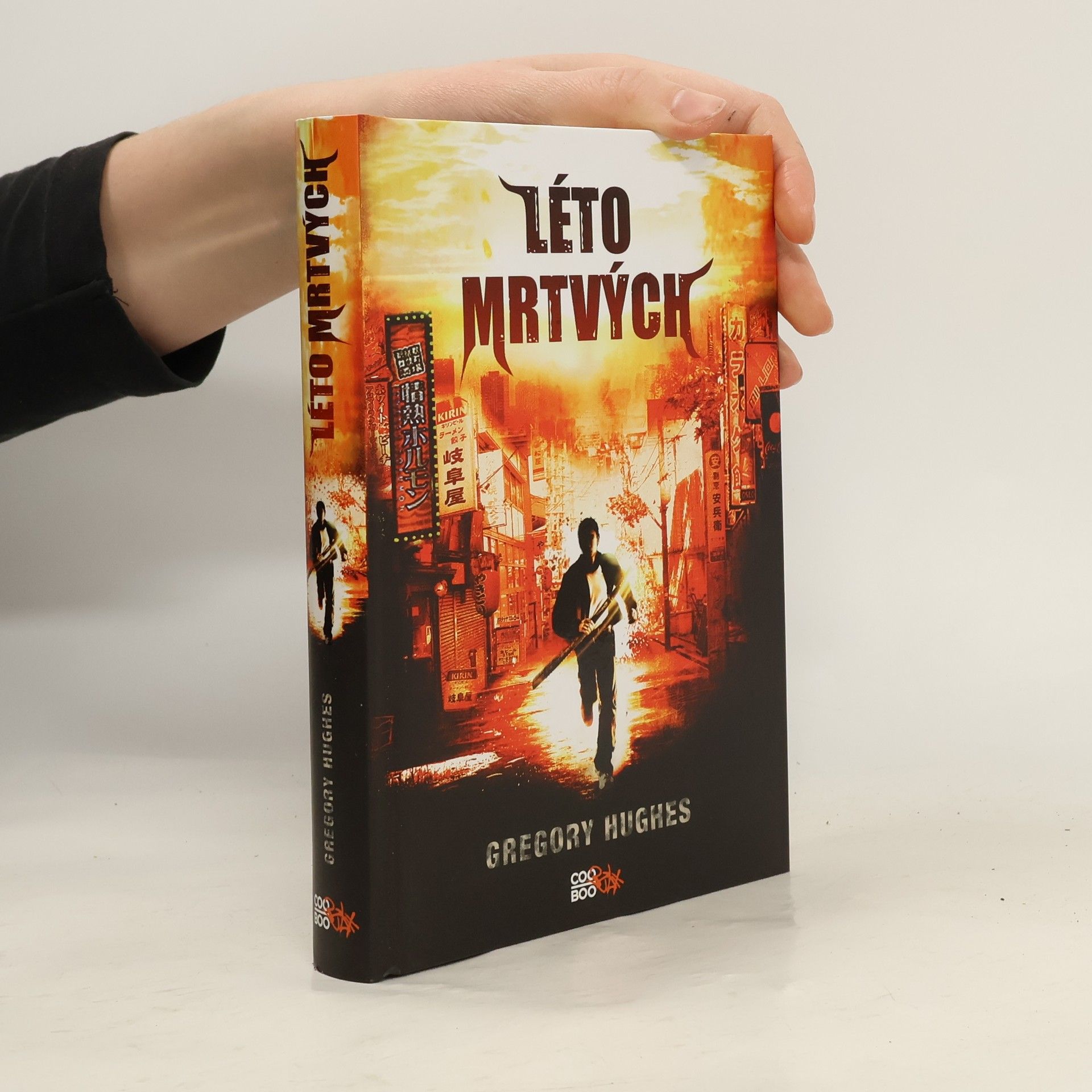 Gregory Hughes Léto mrtvých