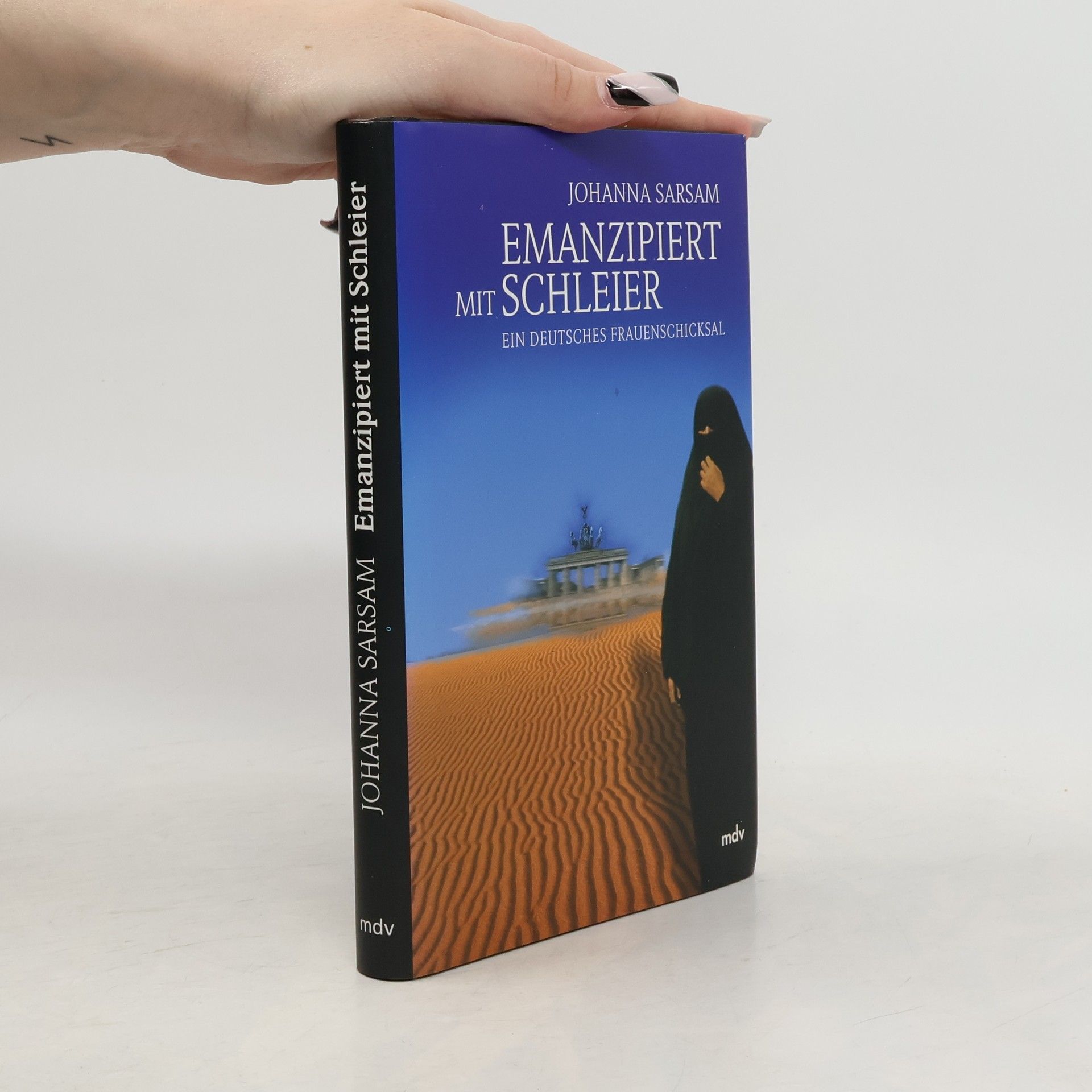 Emanzipiert mit Schleier