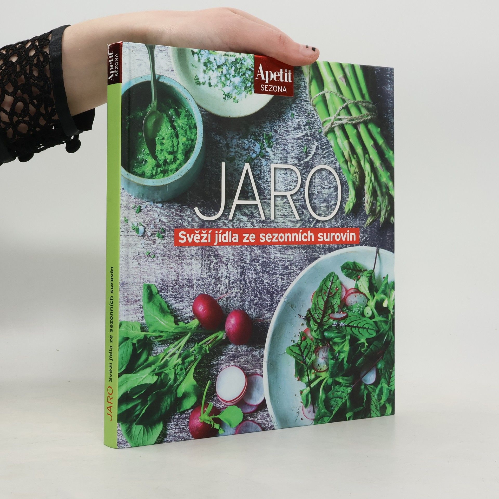 Collectif d'auteurs Jaro. Svěží jídla ze sezonních surovin