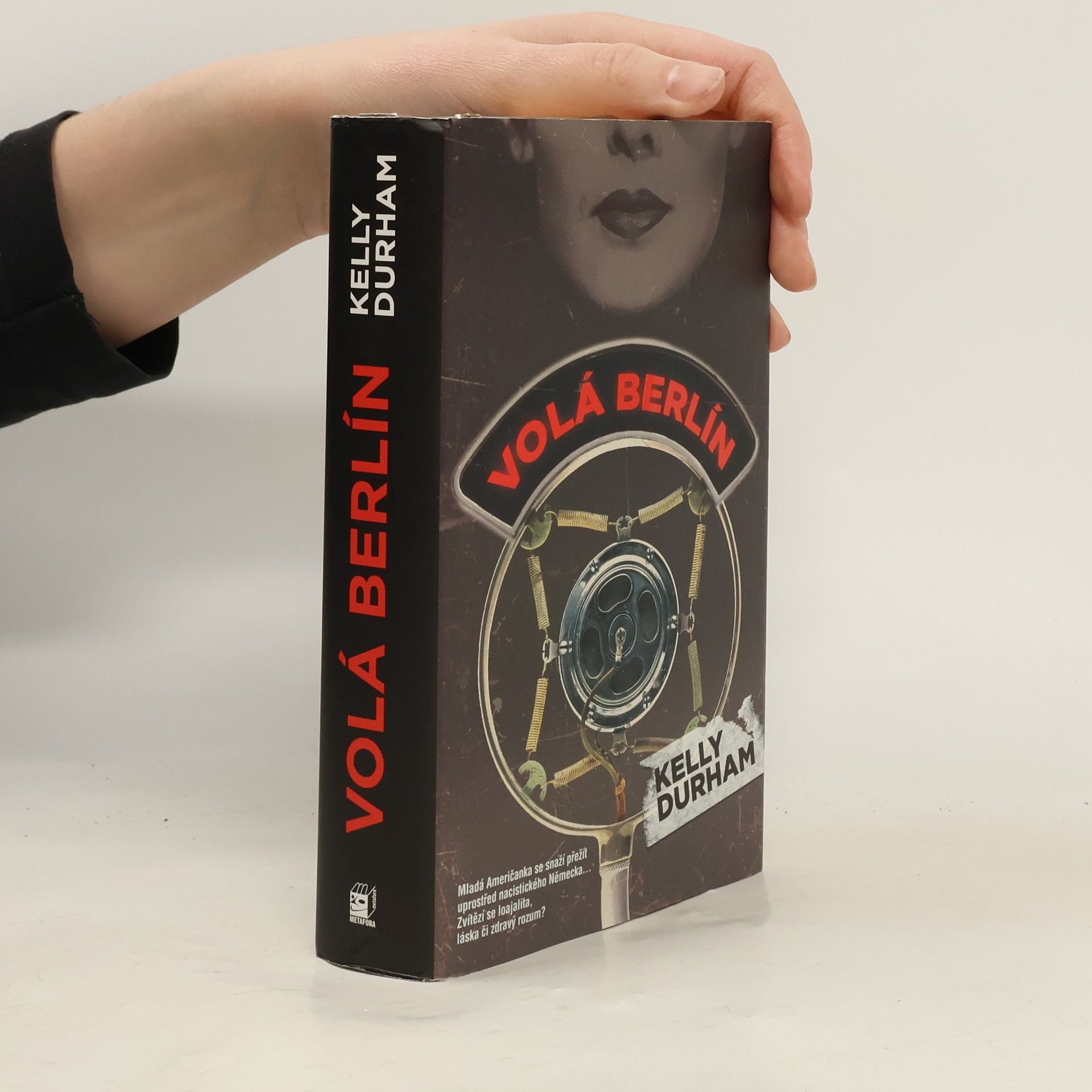 Kelly Durham Volá Berlín
