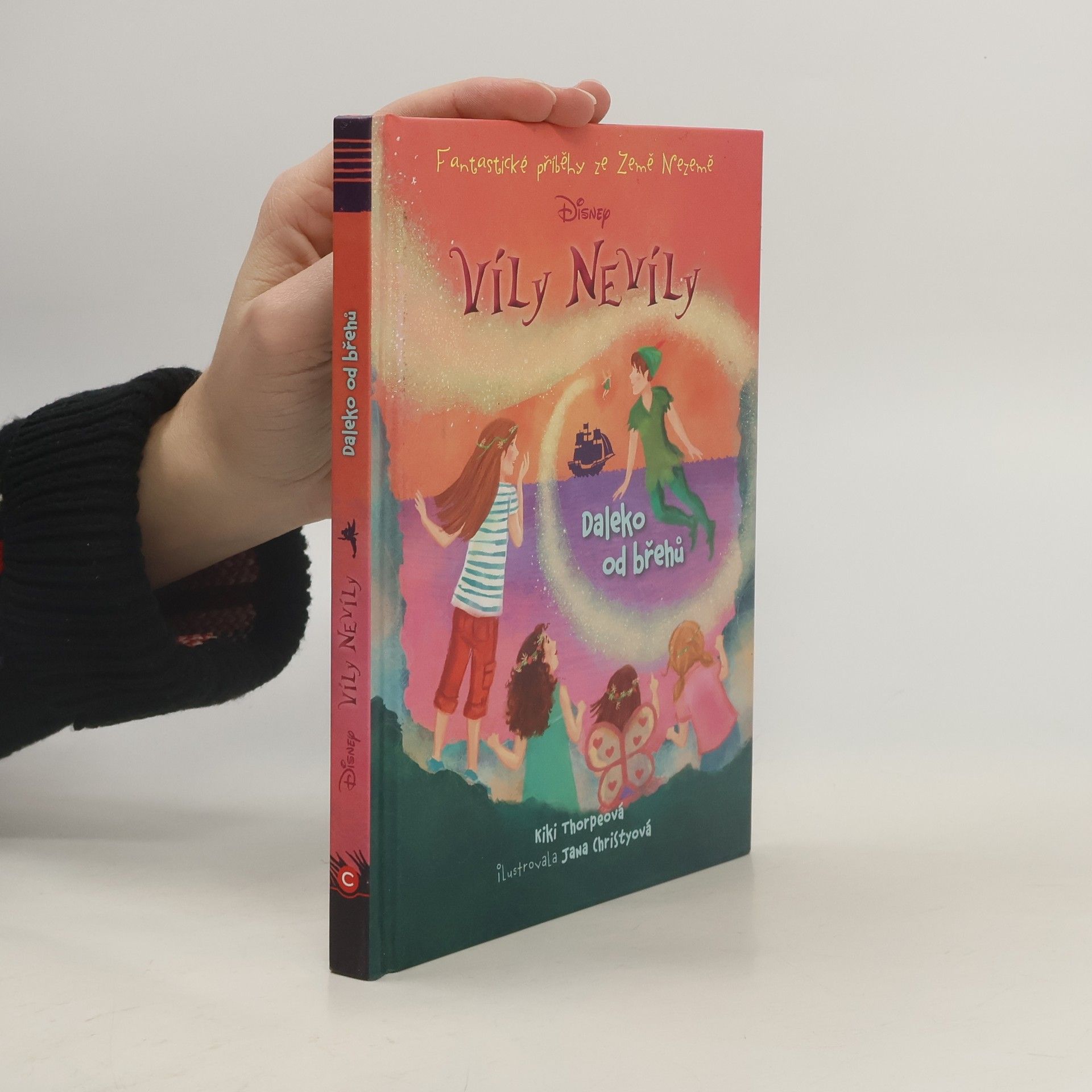 Kiki Thorpe Daleko od břehů. Víly Nevíly