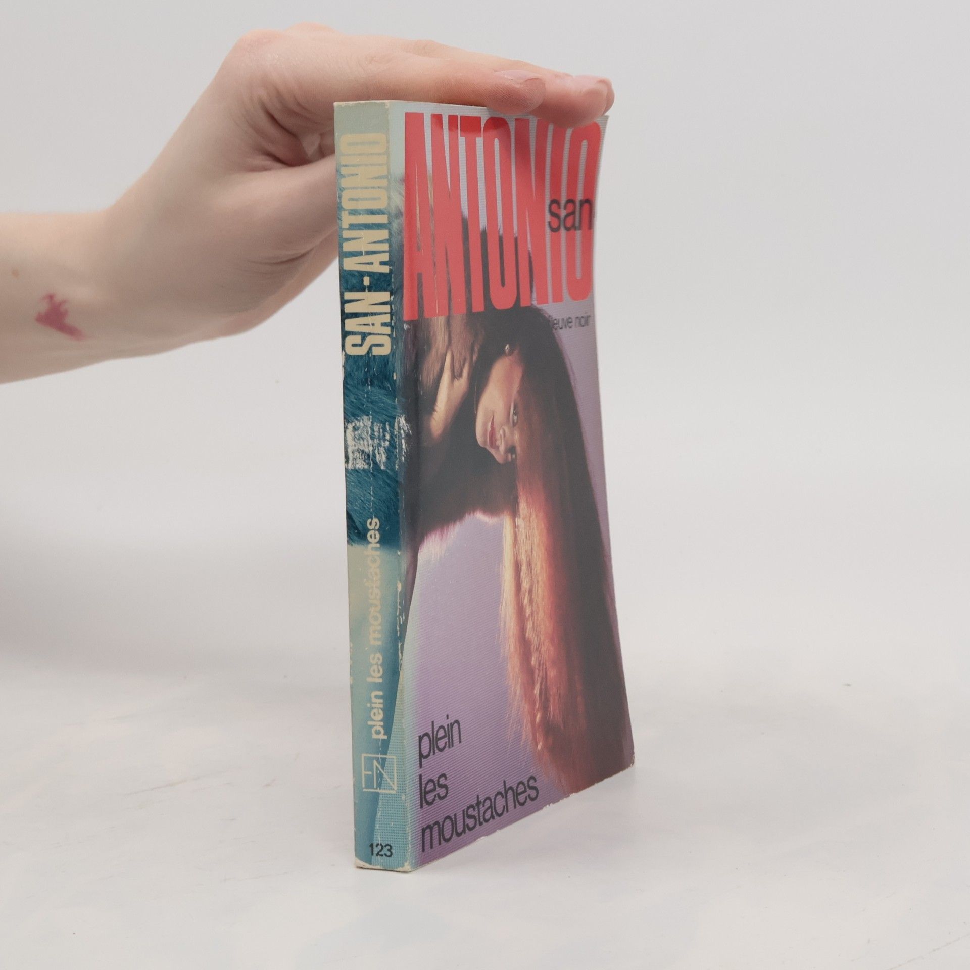San-Antonio San-Antonio - 123: Plein les moustaches
