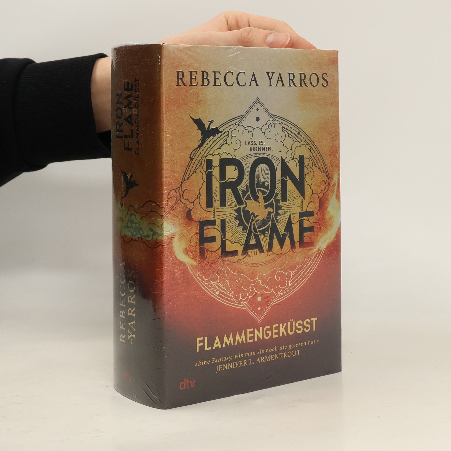Rebecca Yarros Iron Flame