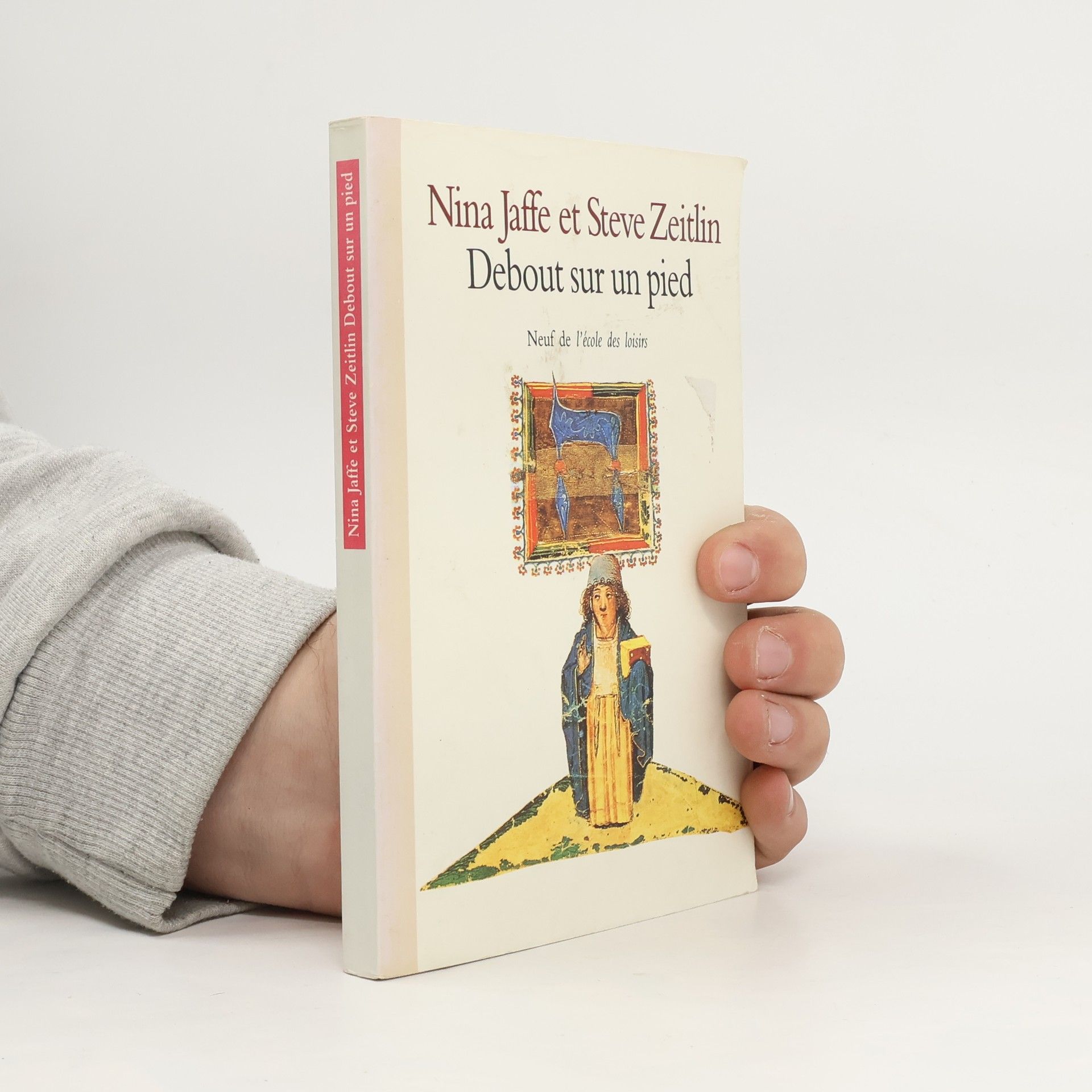 Nina Jaffe Debout sur un pied